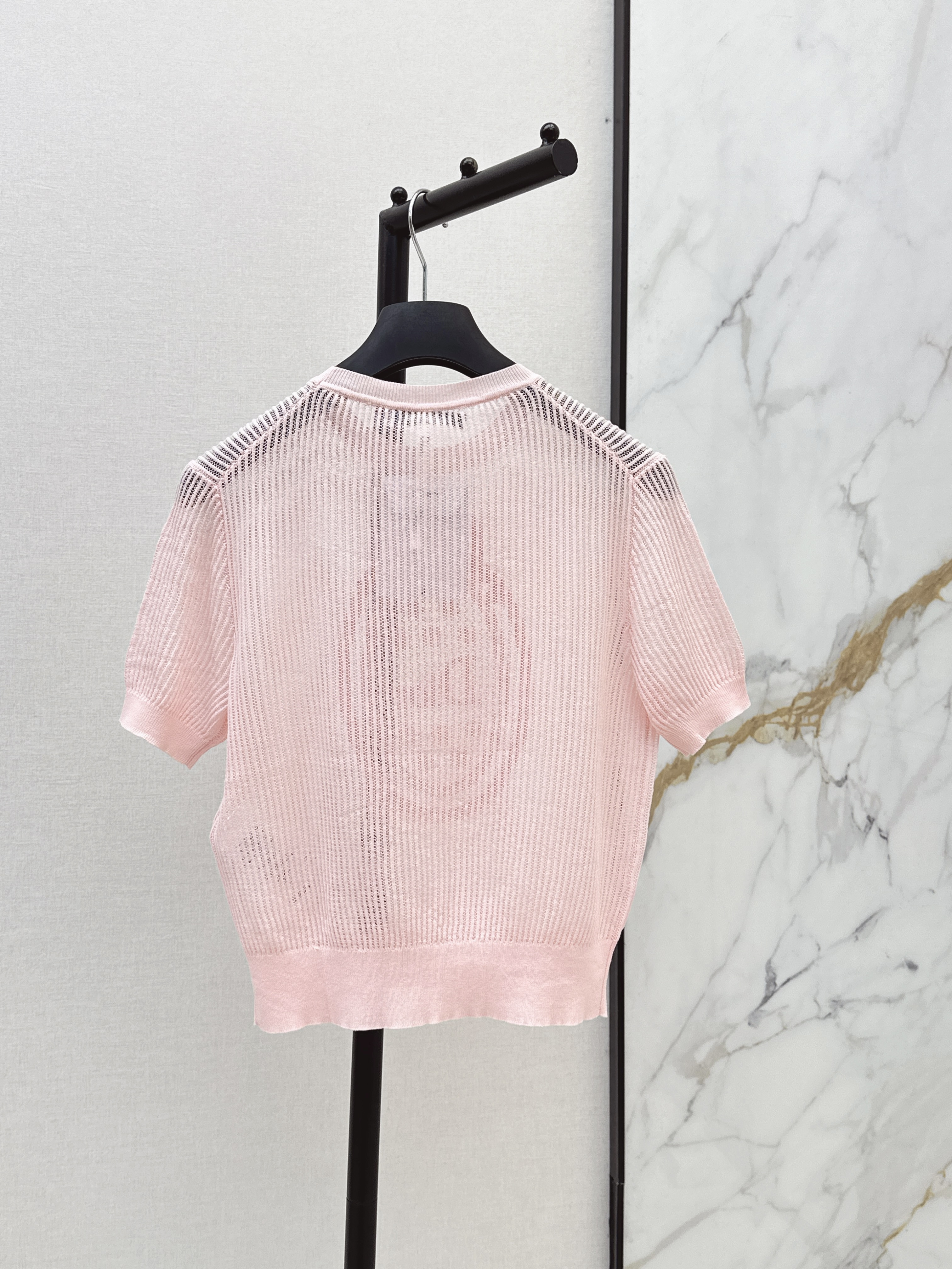 CD New Hollow knitted top