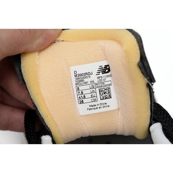 New Balance 2002R Lnk Black M2002RDJ