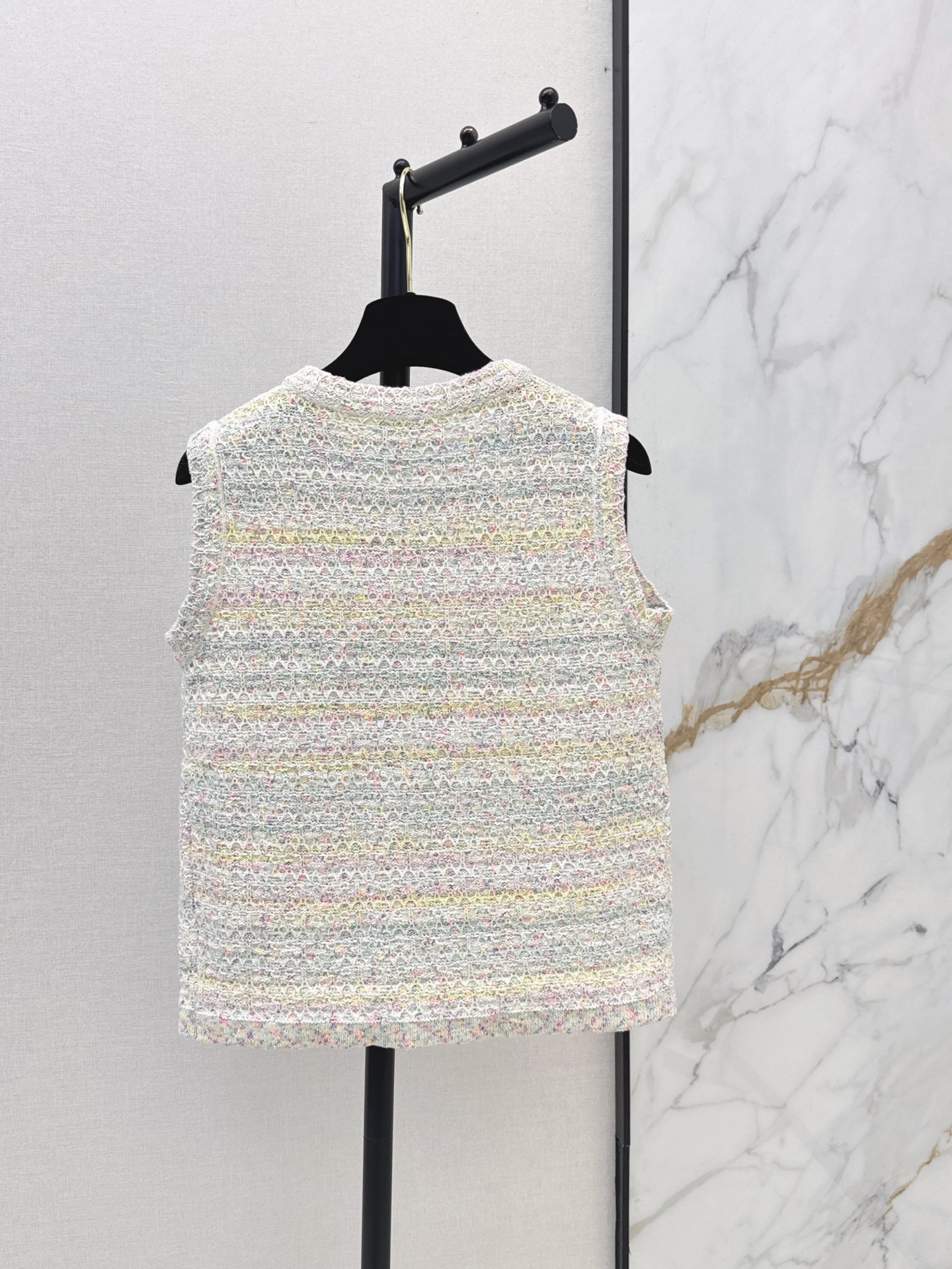 Chan New woven vest