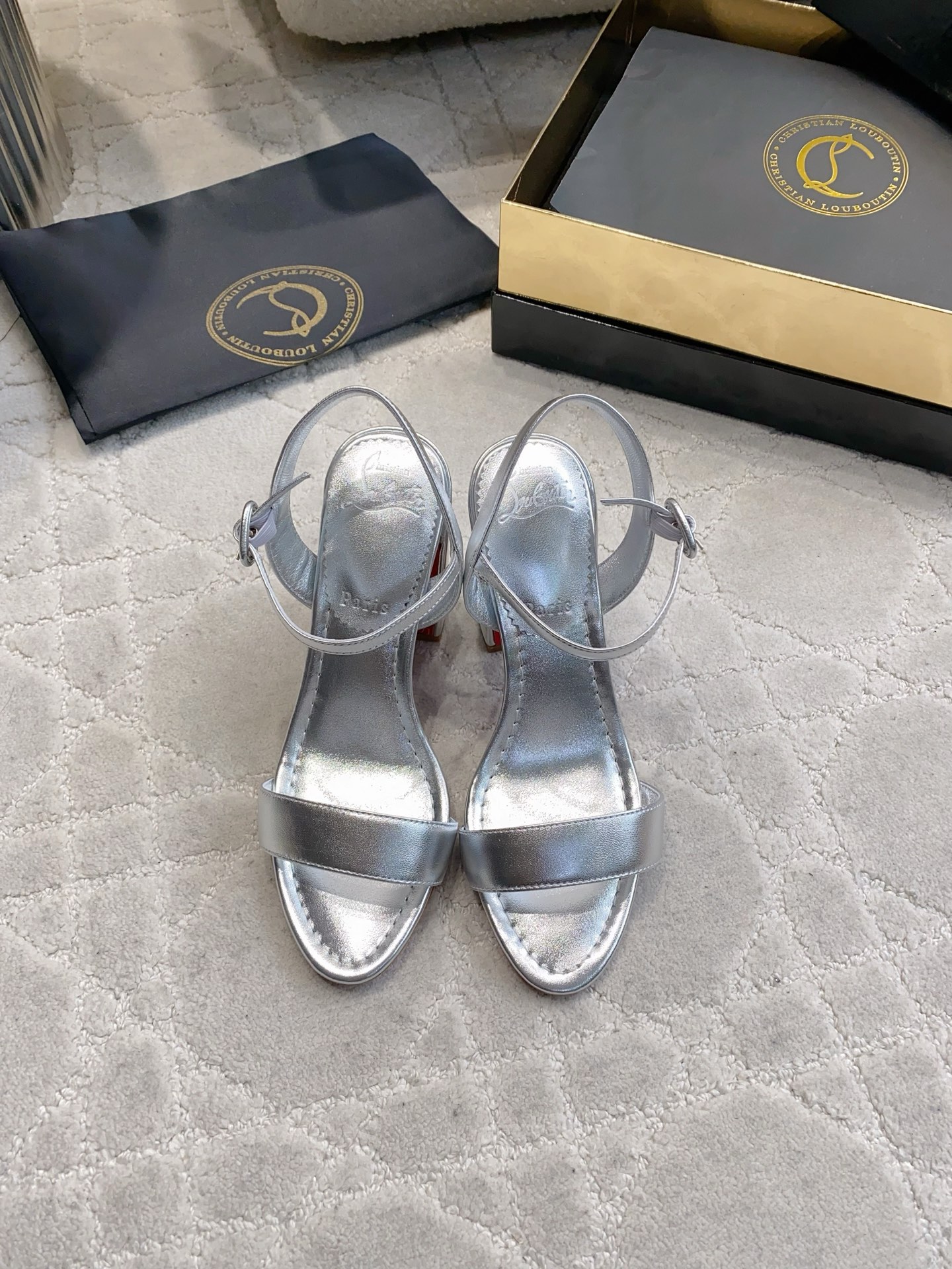Christian NEW  Red high-heeled shoes