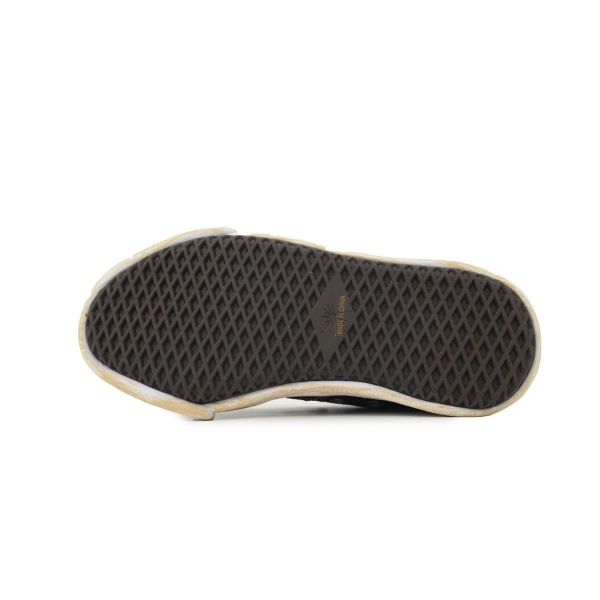 Mihara Yasuhiro  Retro Black And White NO.735