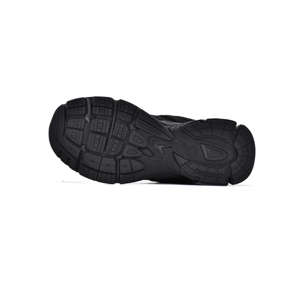 Balenciaga Phantom Sneaker Black 679339 W2E92 1000