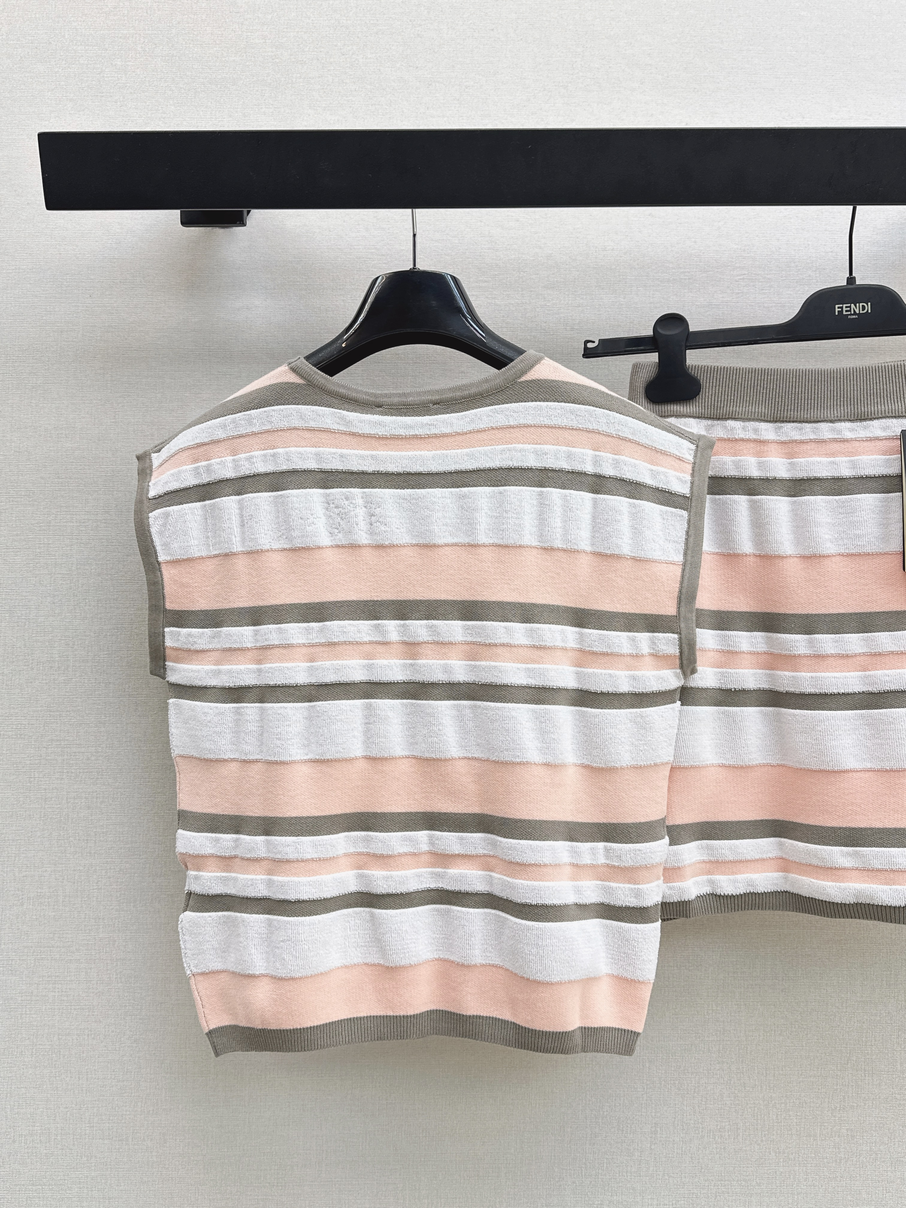 Fend New knit outfit sets
