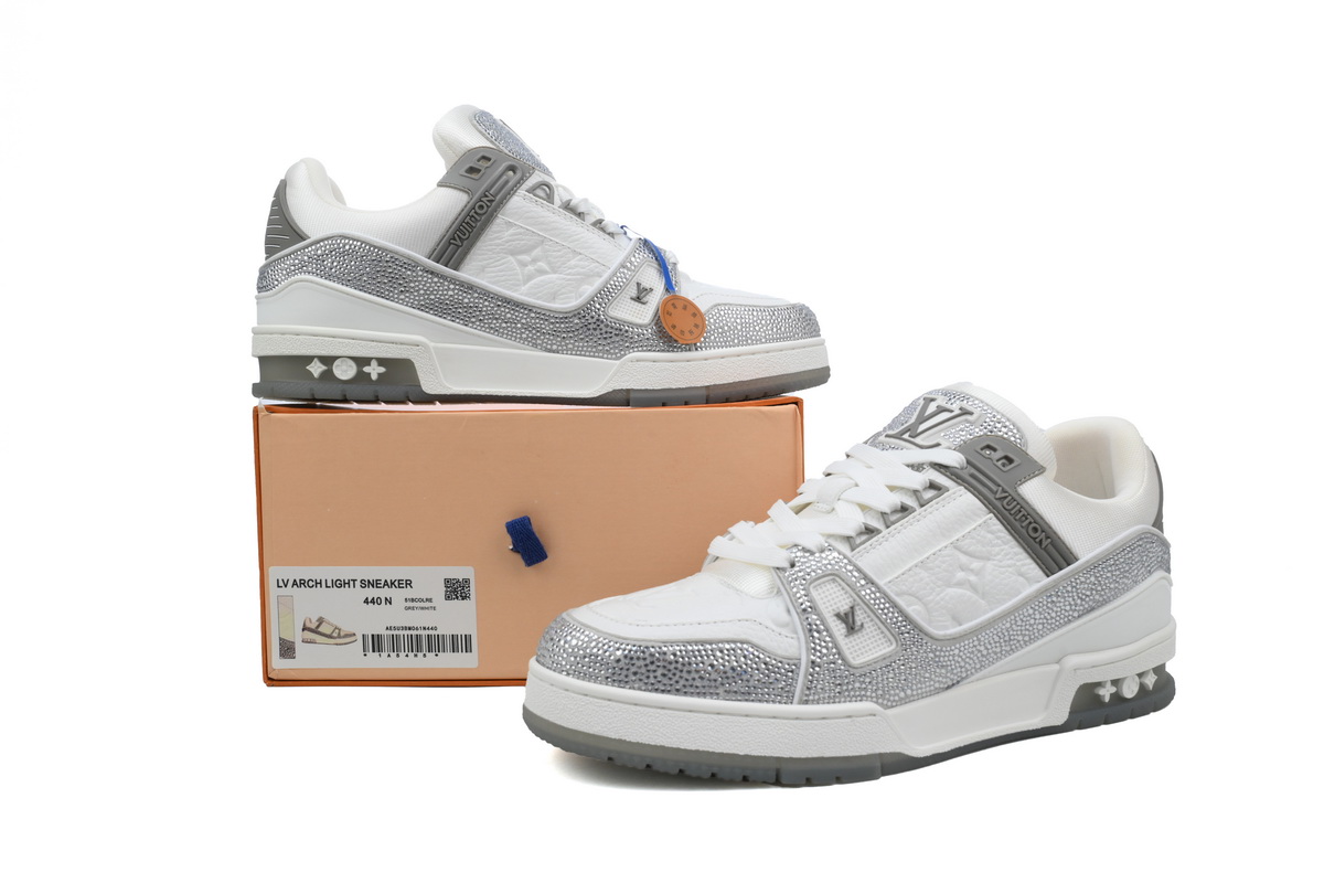 Pkkicks God Batch LOUIS VUITTON Trainer Grey white