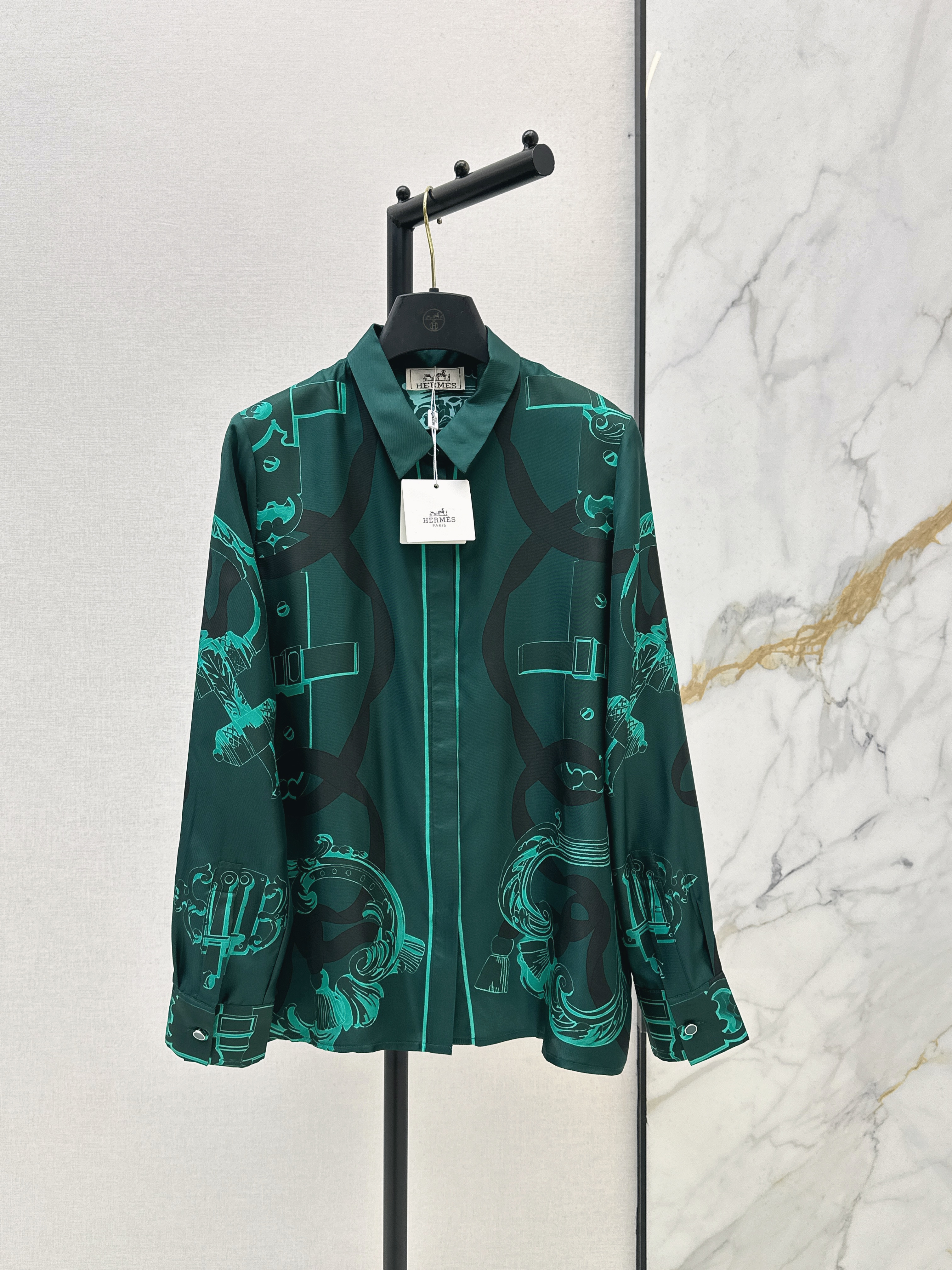 Herm New print silk shirt