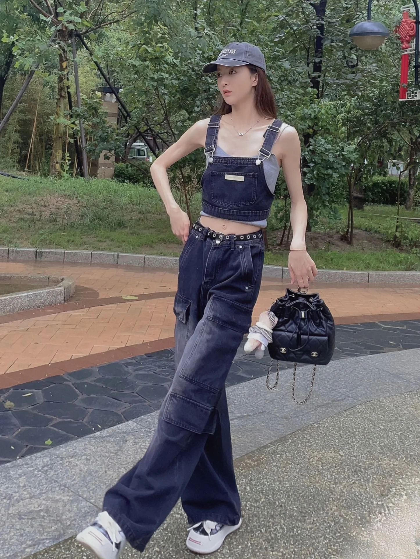 Chan New 23B drawstring bucket backpack