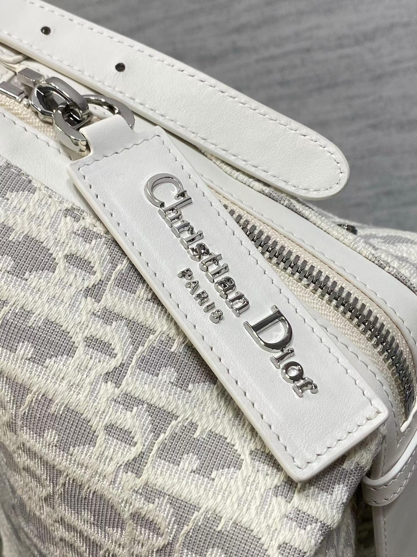 CD New BAG
