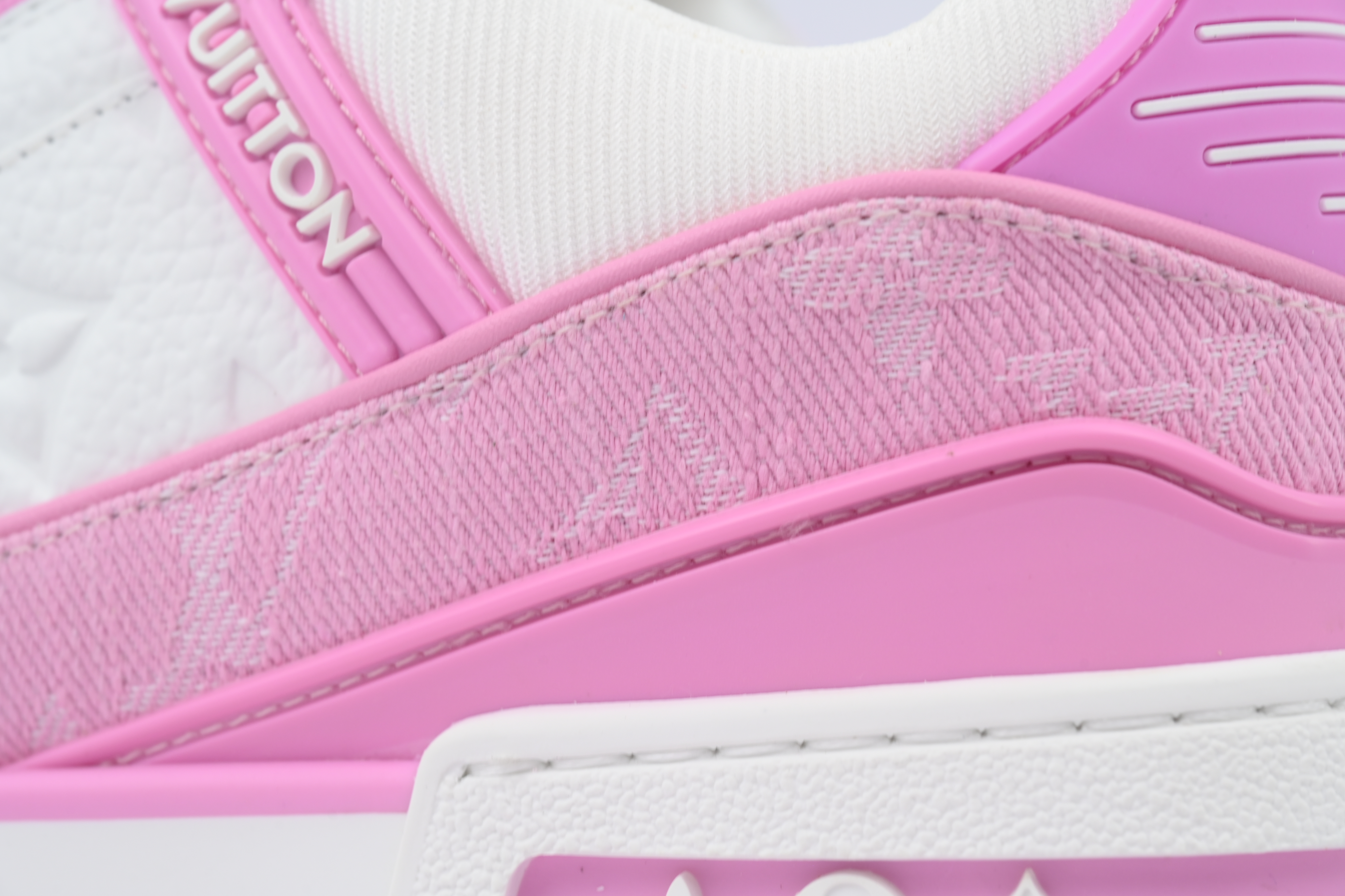 Pkkicks God Batch LOUIS VUITTON Pink Cowboy