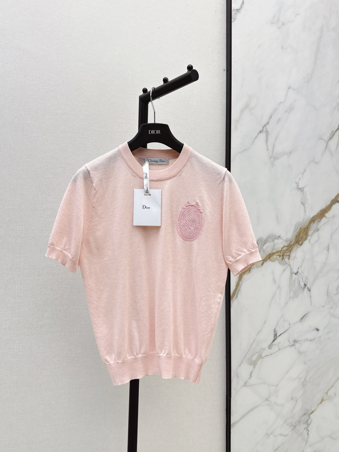 CD New embroidered knitwear