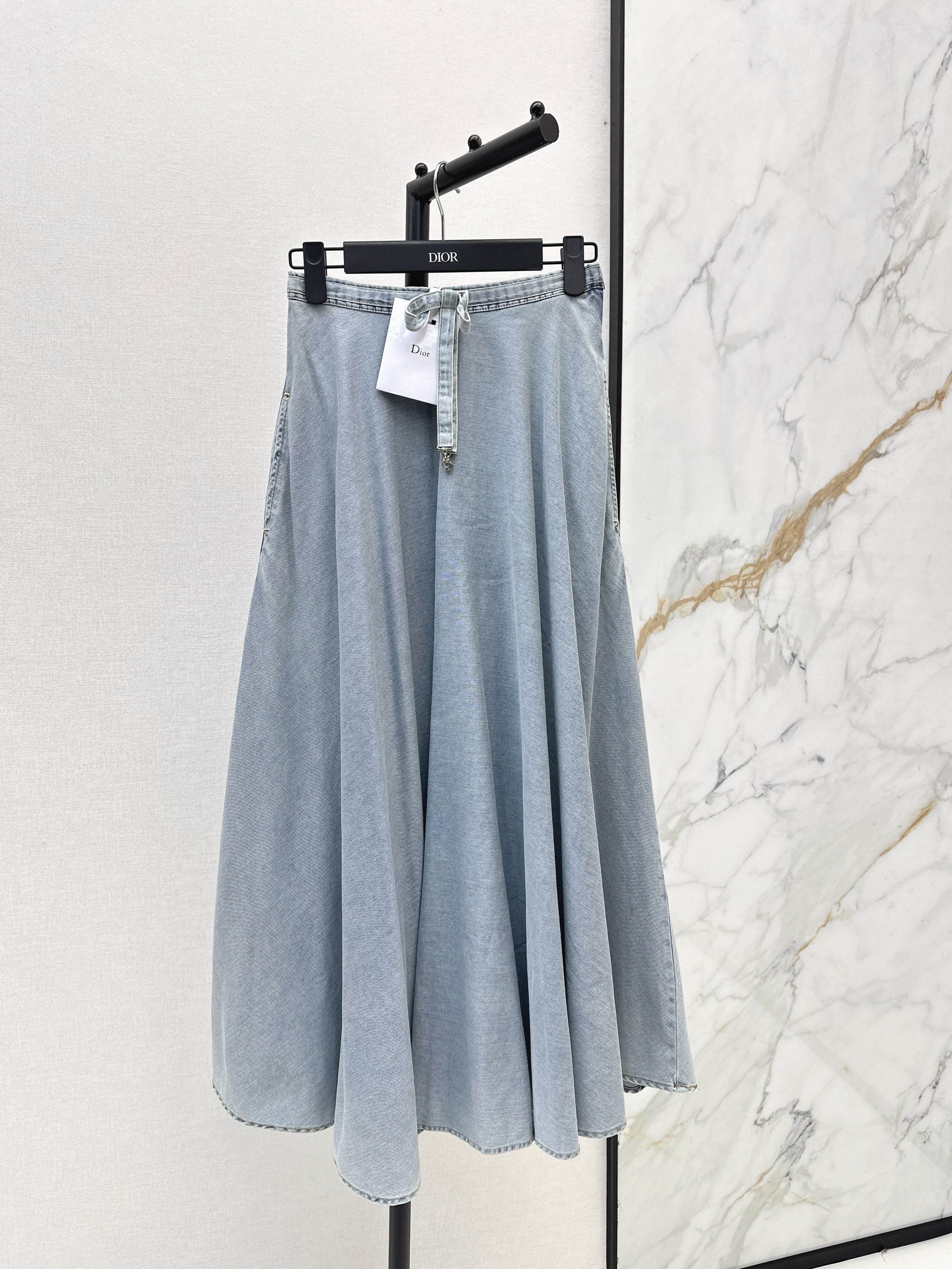 CD New denim skirt