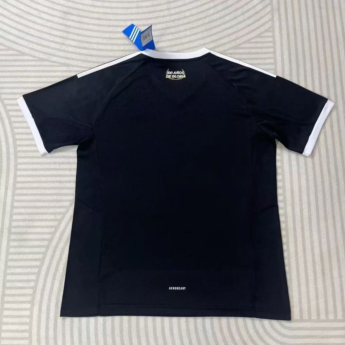 Colo Colo 25-26 Black Anniversary Commemorative Leisure