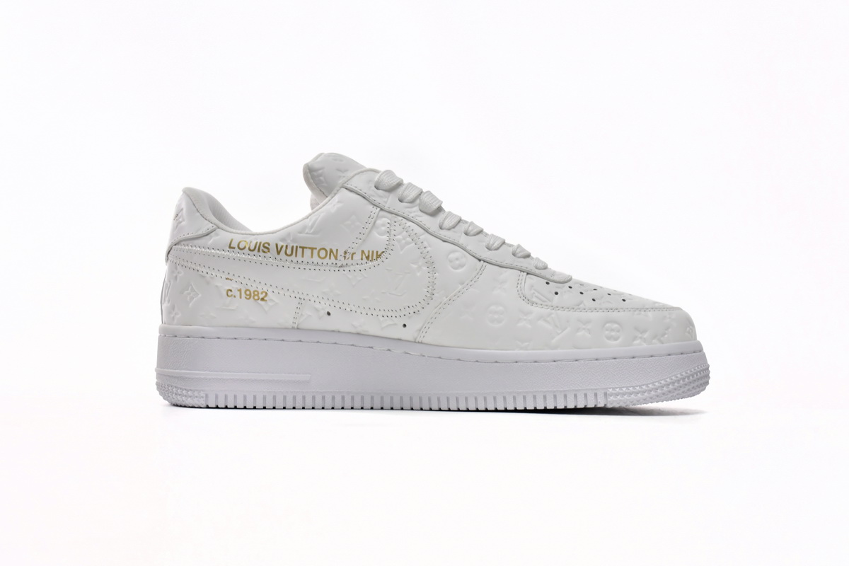 Pkkicks God Batch LOUIS VUITTON x Nike Air Force 1 Triple White LK0221