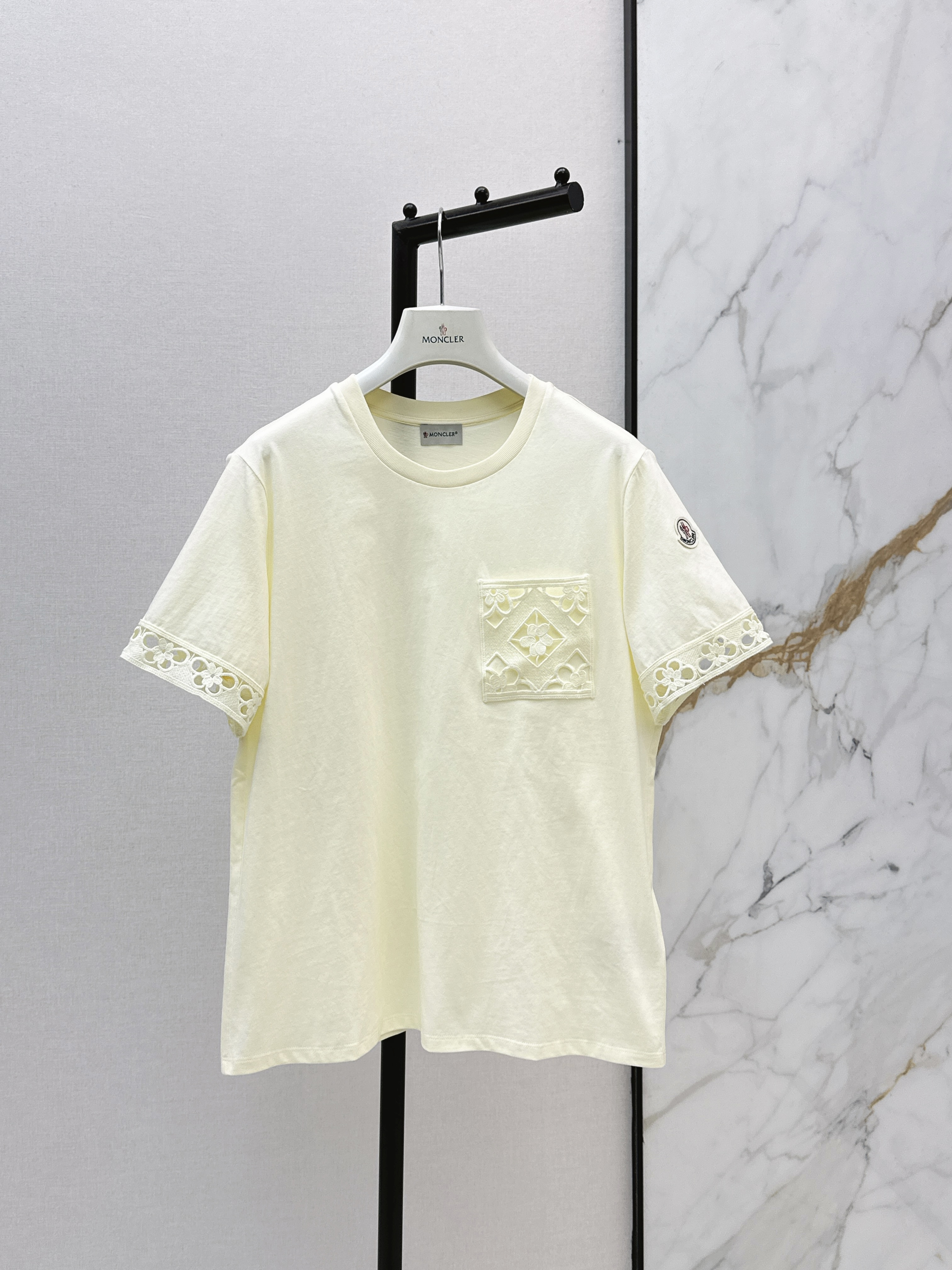 Monc New embroidery t-shirt