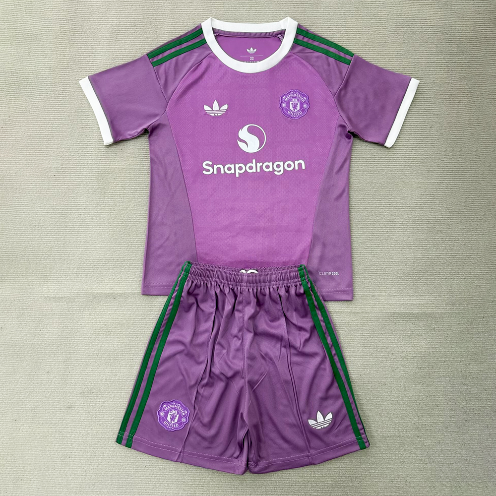Manchester United Away Goalkeeper Pink Man Jersey Suit 26/27
