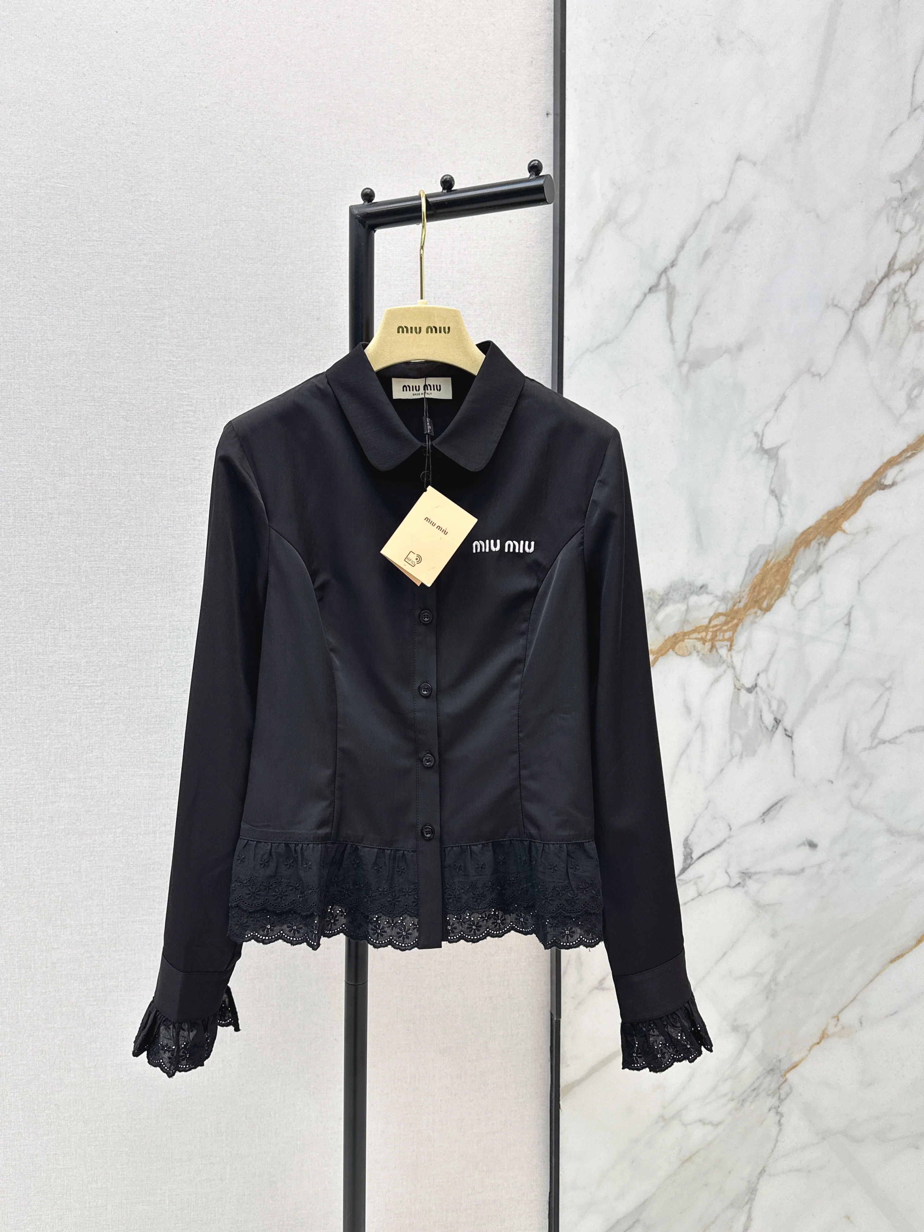 Miu NEW lace contract shirts