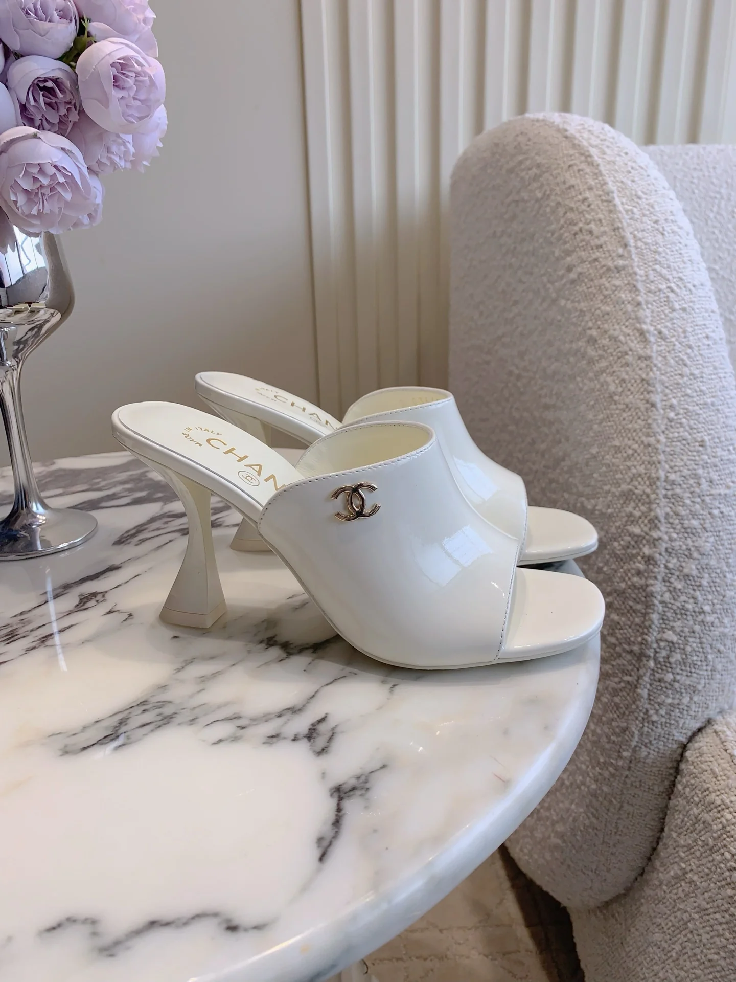 Chan New High-heeled sandals