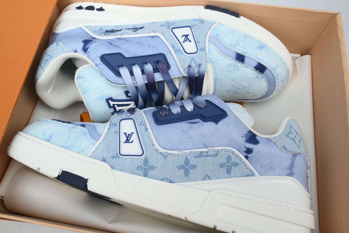 Pkkicks God Batch LOUIS VUITTON Trainer XS Rendering Blue Cloth