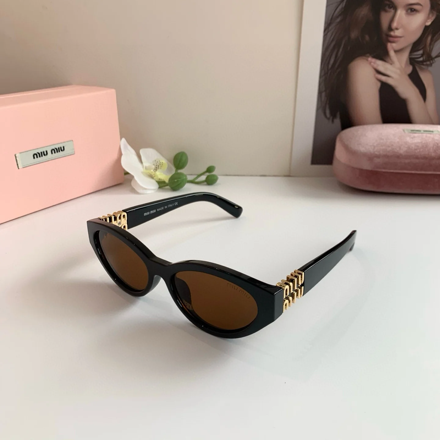 Miu  New Sunglasses