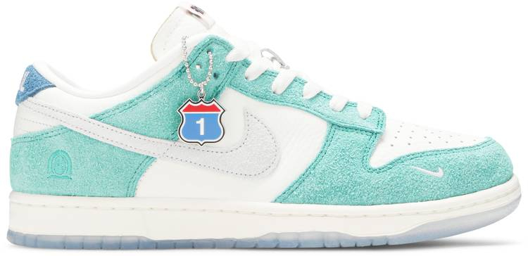 Kasina x Dunk Low 'Road Sign' CZ6501-101