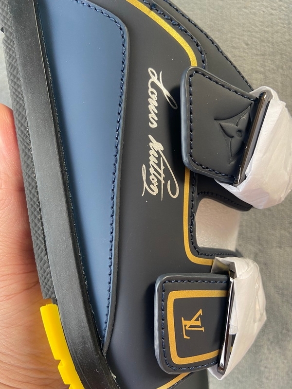 Pkkicksstockx LOUIS VUITTON Trainer Black Yellow