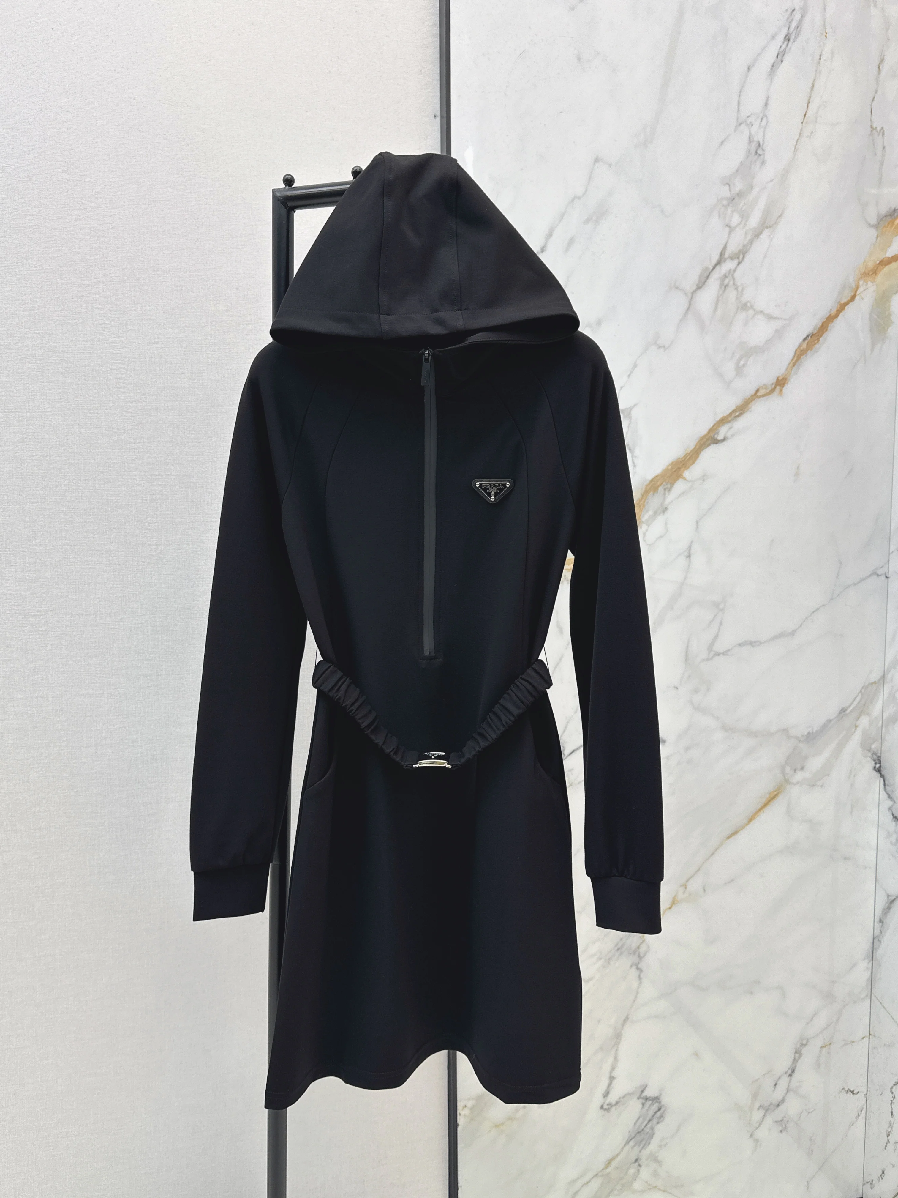 Pra NEW hooded dress