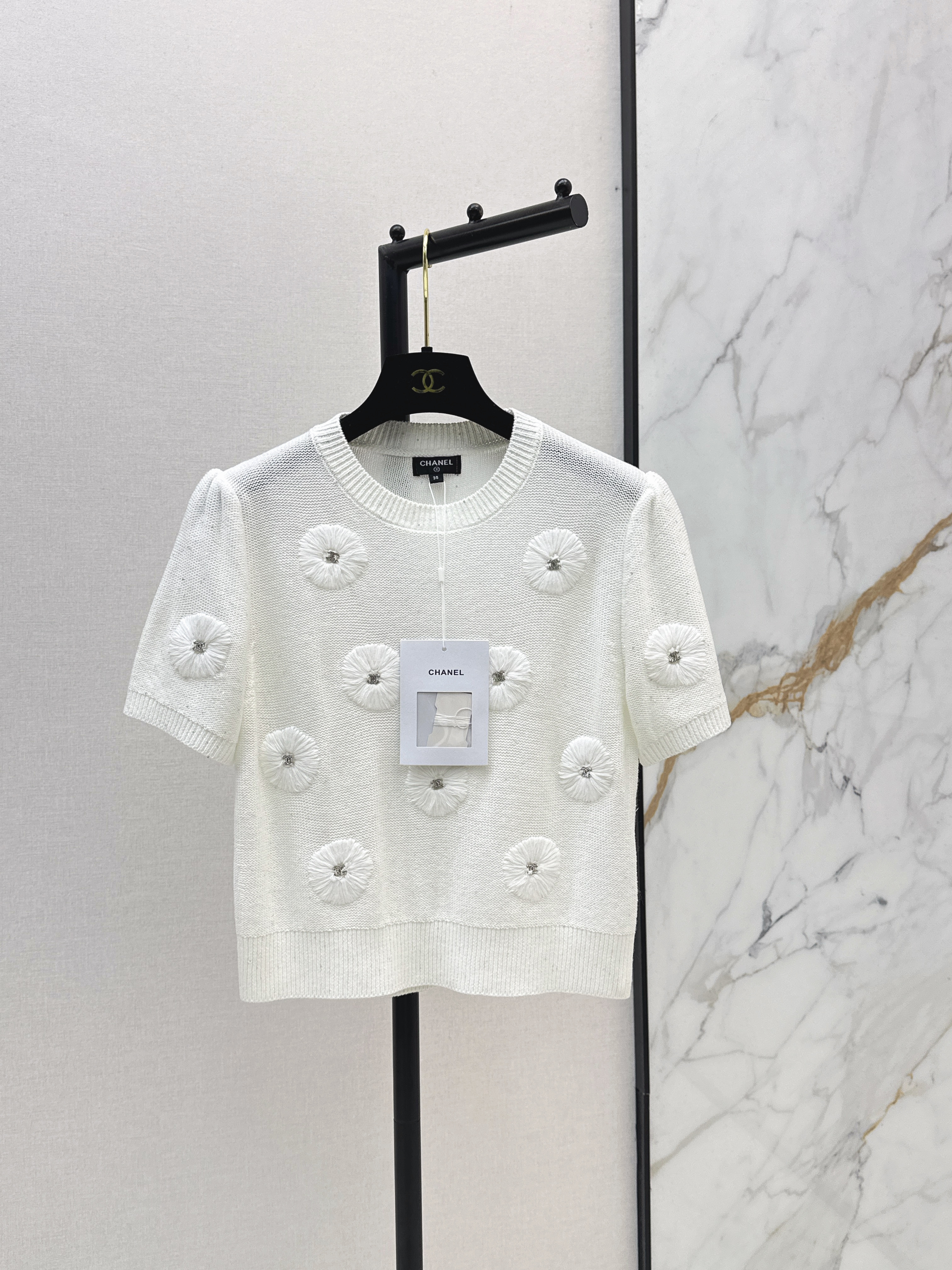 Chan New 3d floral knitwear