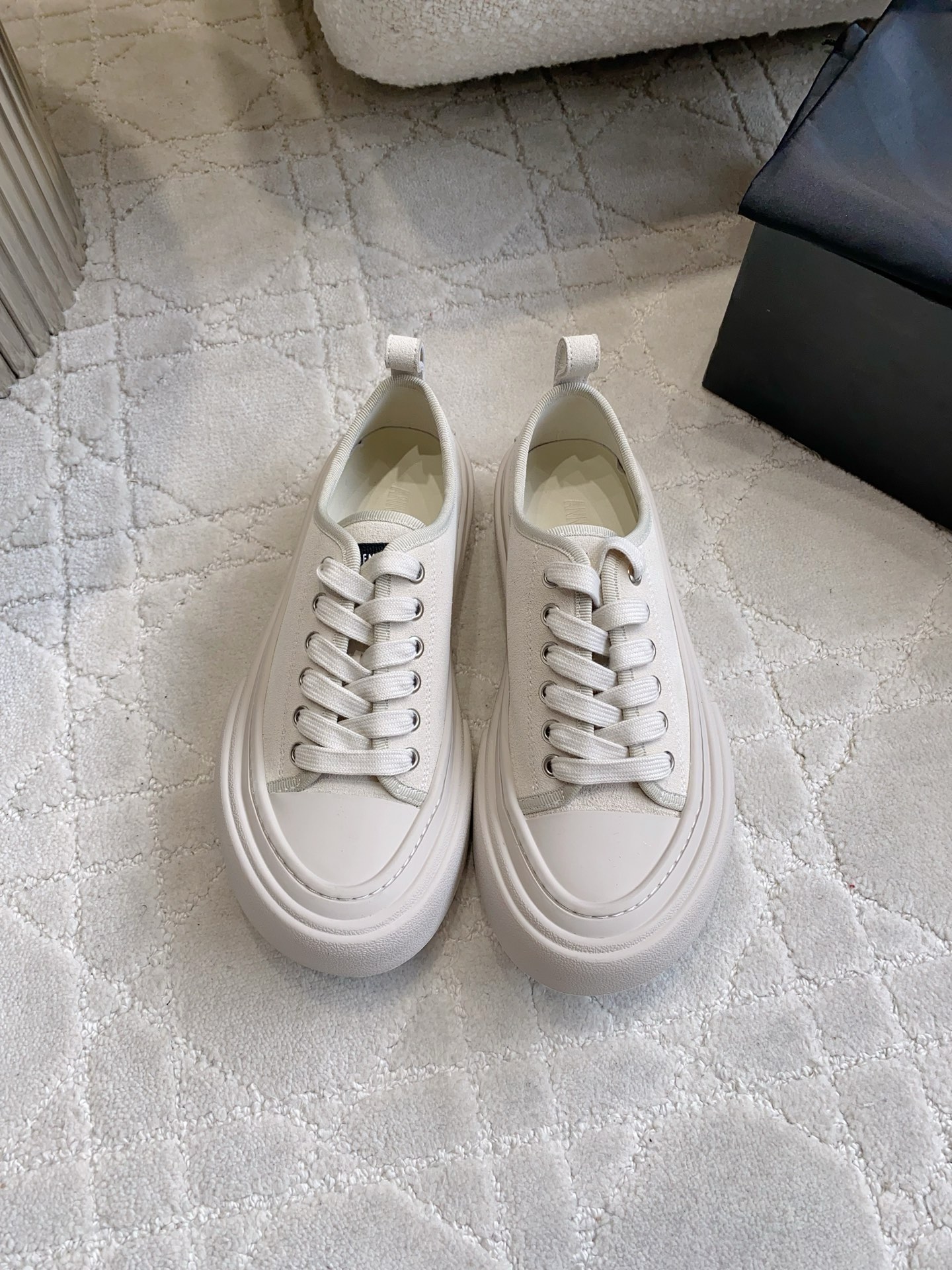 ANNDE New Shell-toe canvas shoes