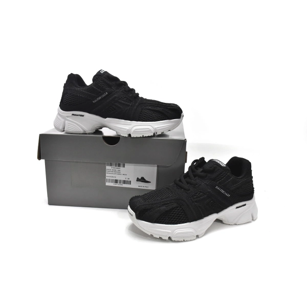Balenciaga Phantom Sneaker Black White 679339 W2E96 1090