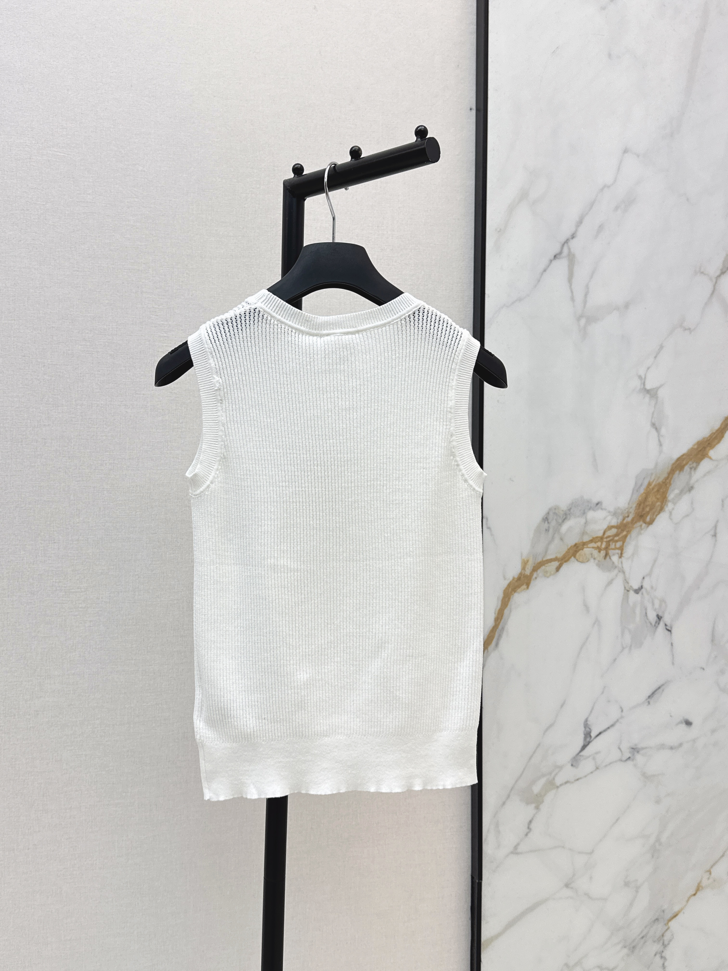 CD New Hollow-out Crochet Knit Vest