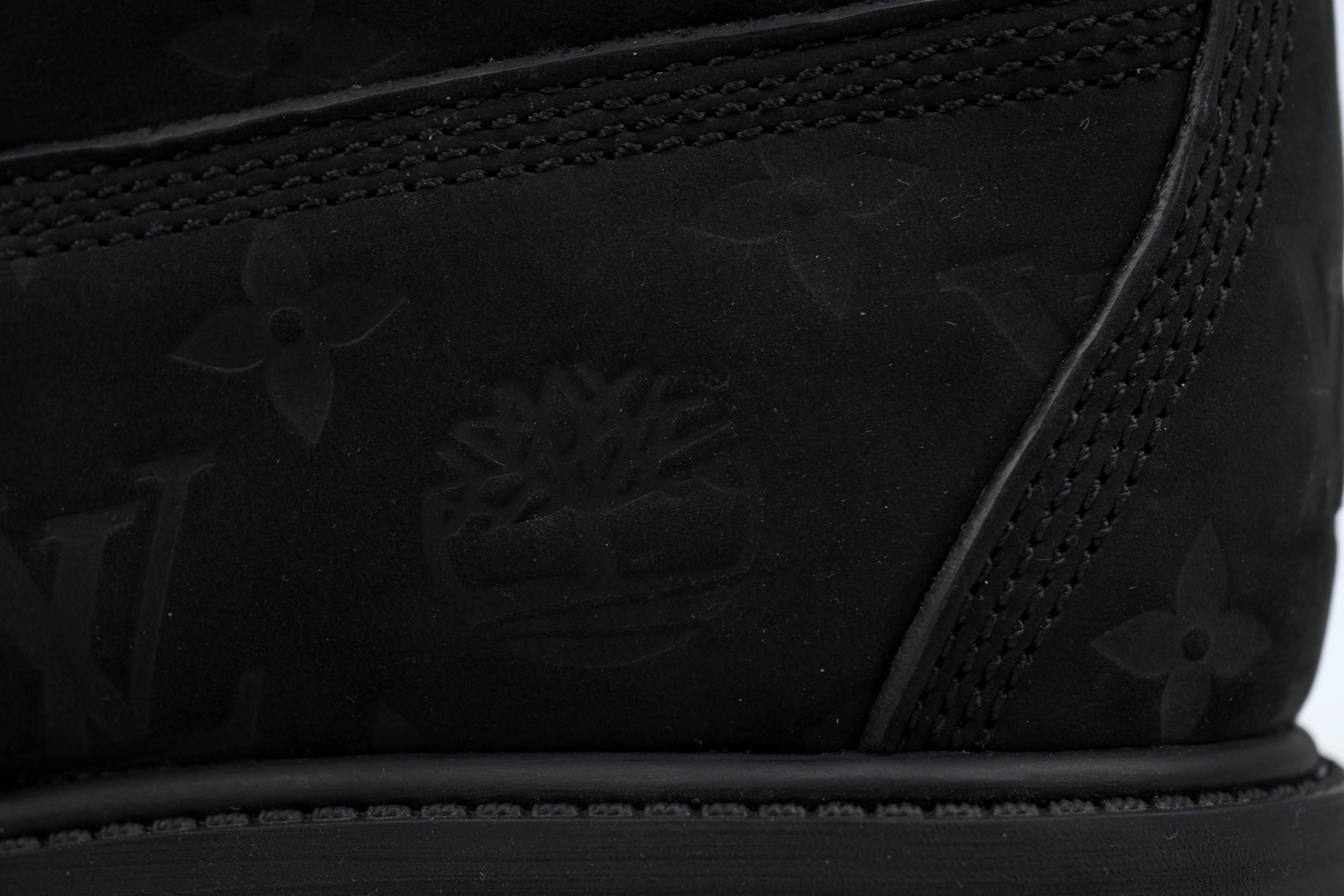 LOUIS VUITTON x Timberland 6-In Ankle Boot Black