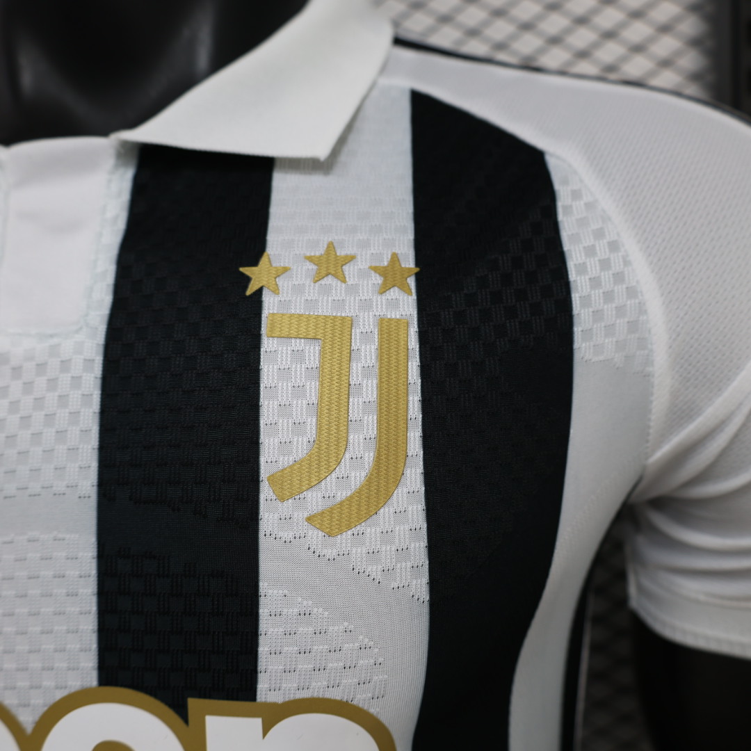 Juventus 26-27 home player version