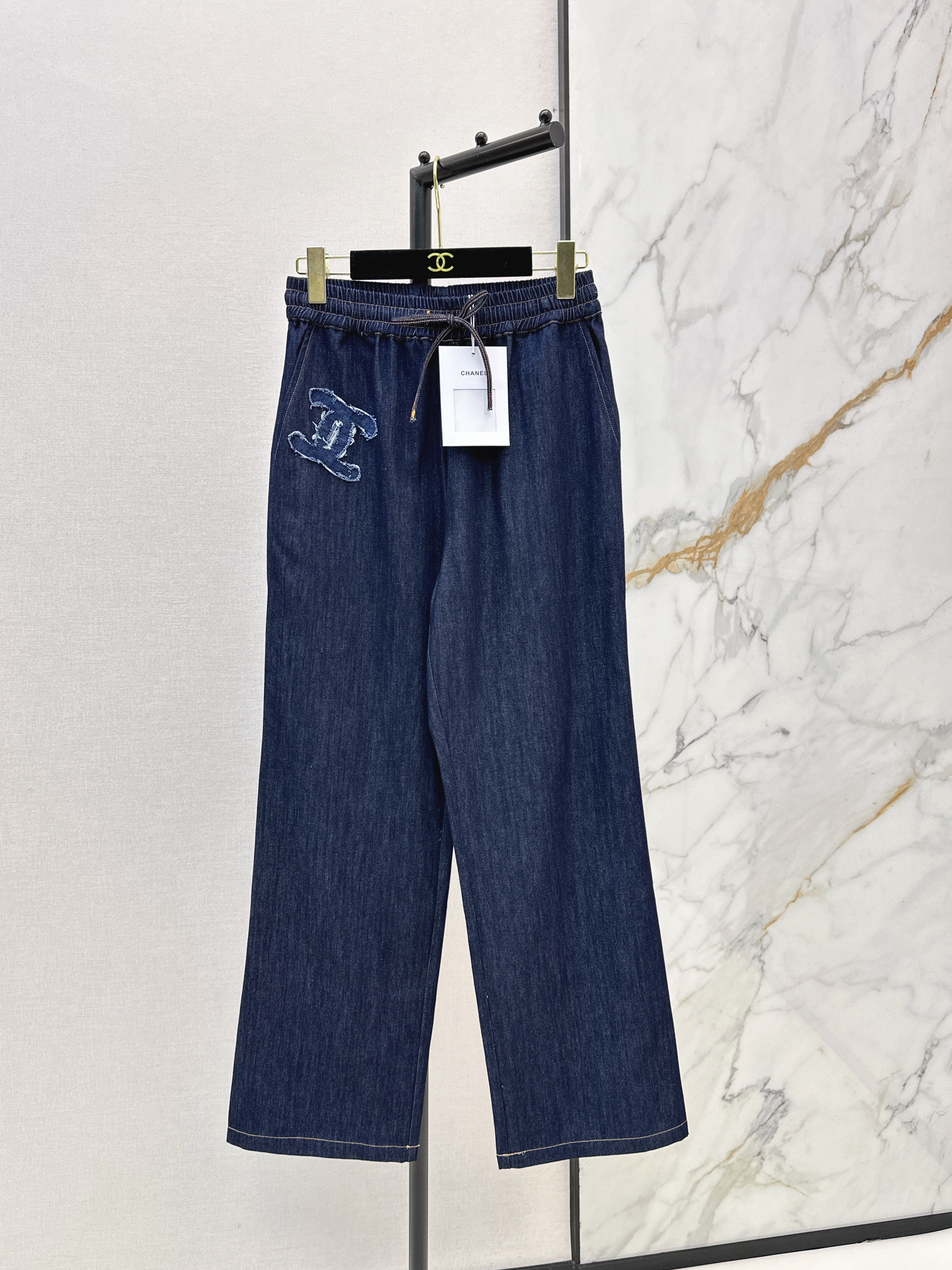 Chan New wide-leg jeans