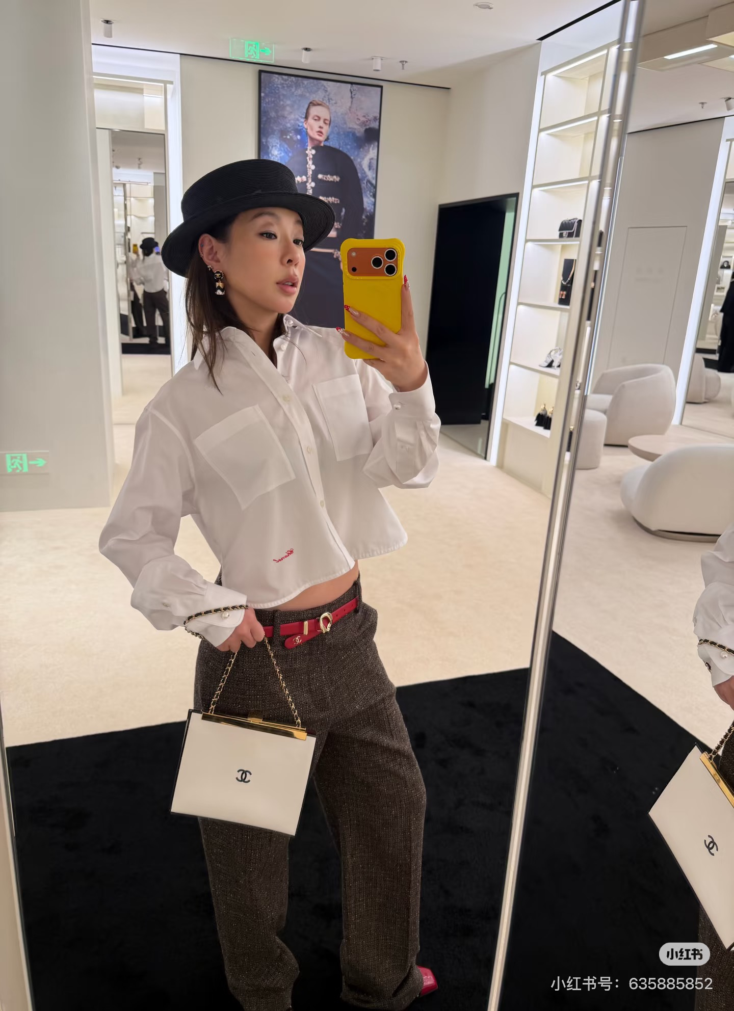 Chan New cropped shirt