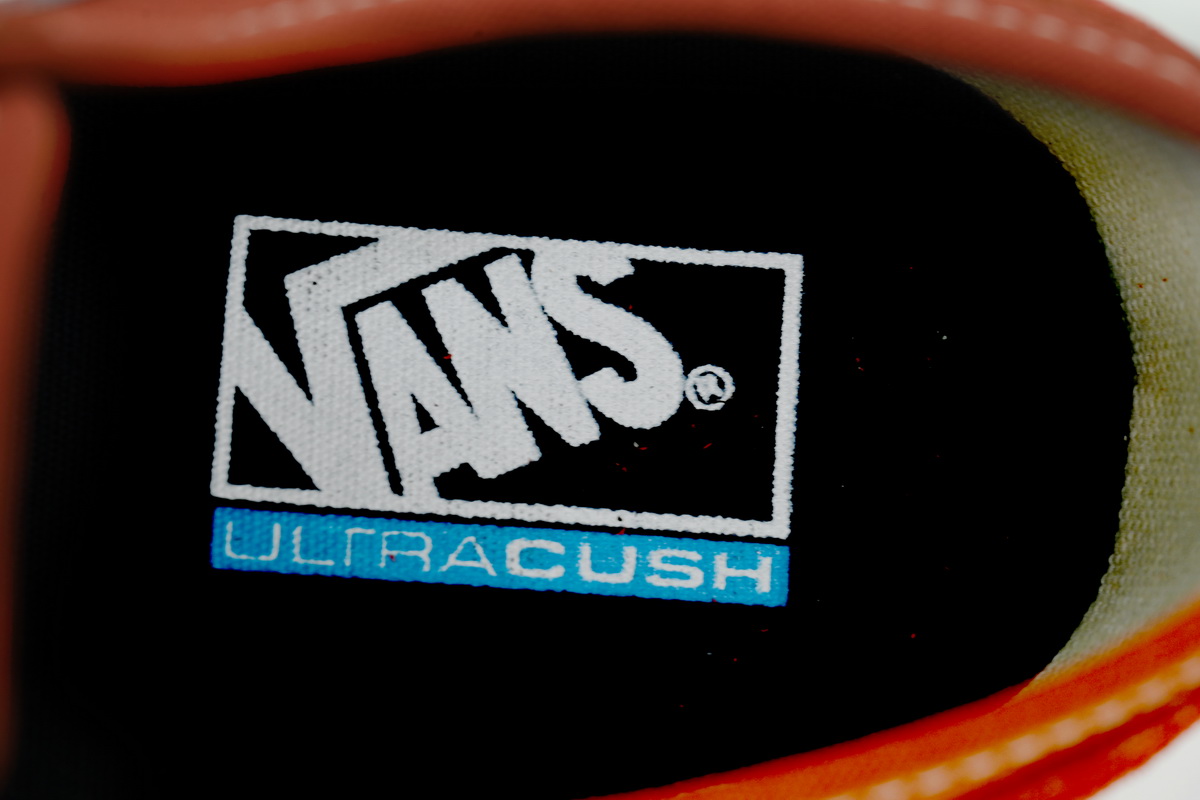 Vans Style 36 Decon Sf Shoes Orange VN0A3MVLVLA