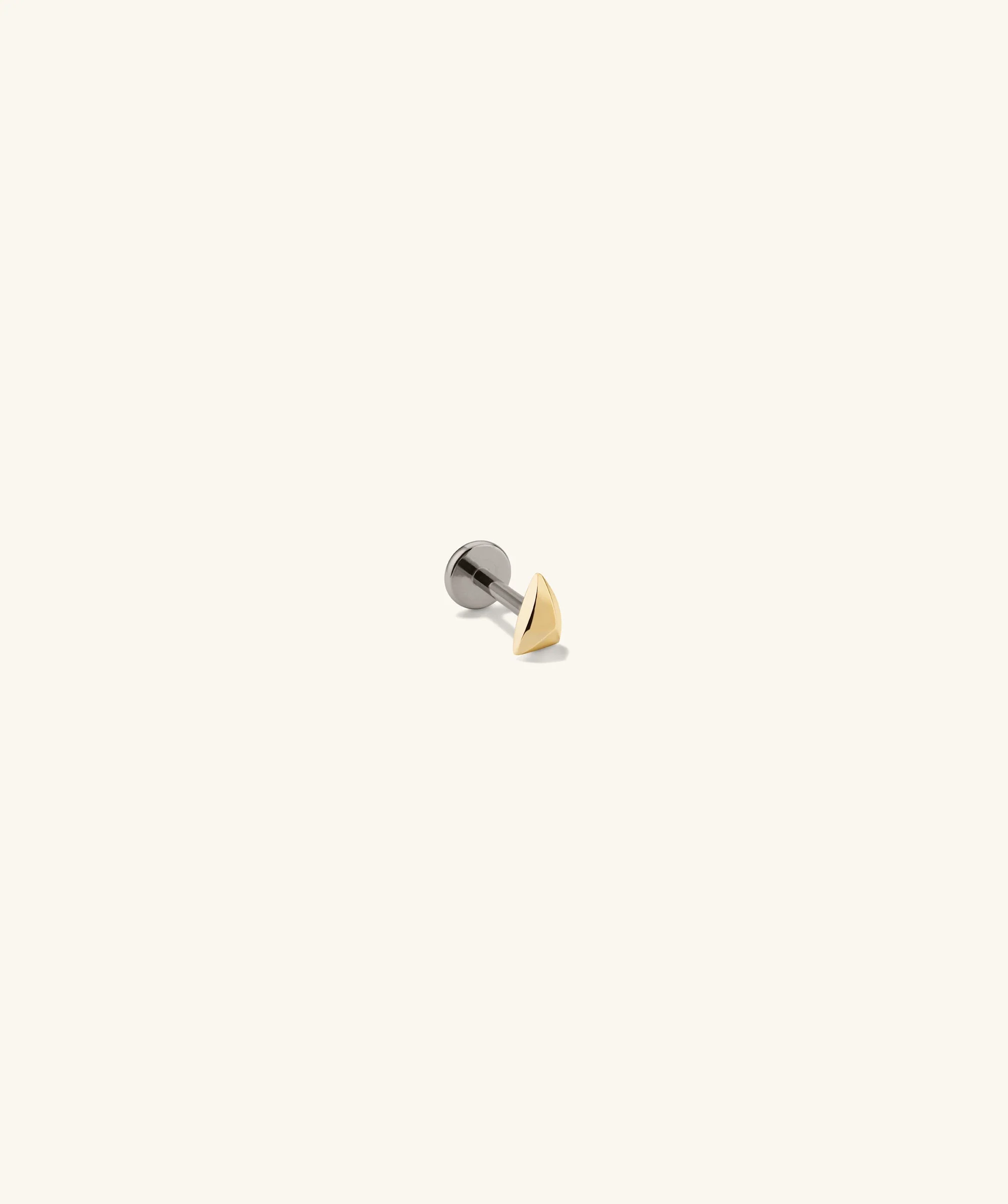 Piercing Studio - Single Puffy Pyramid Flat Back Stud