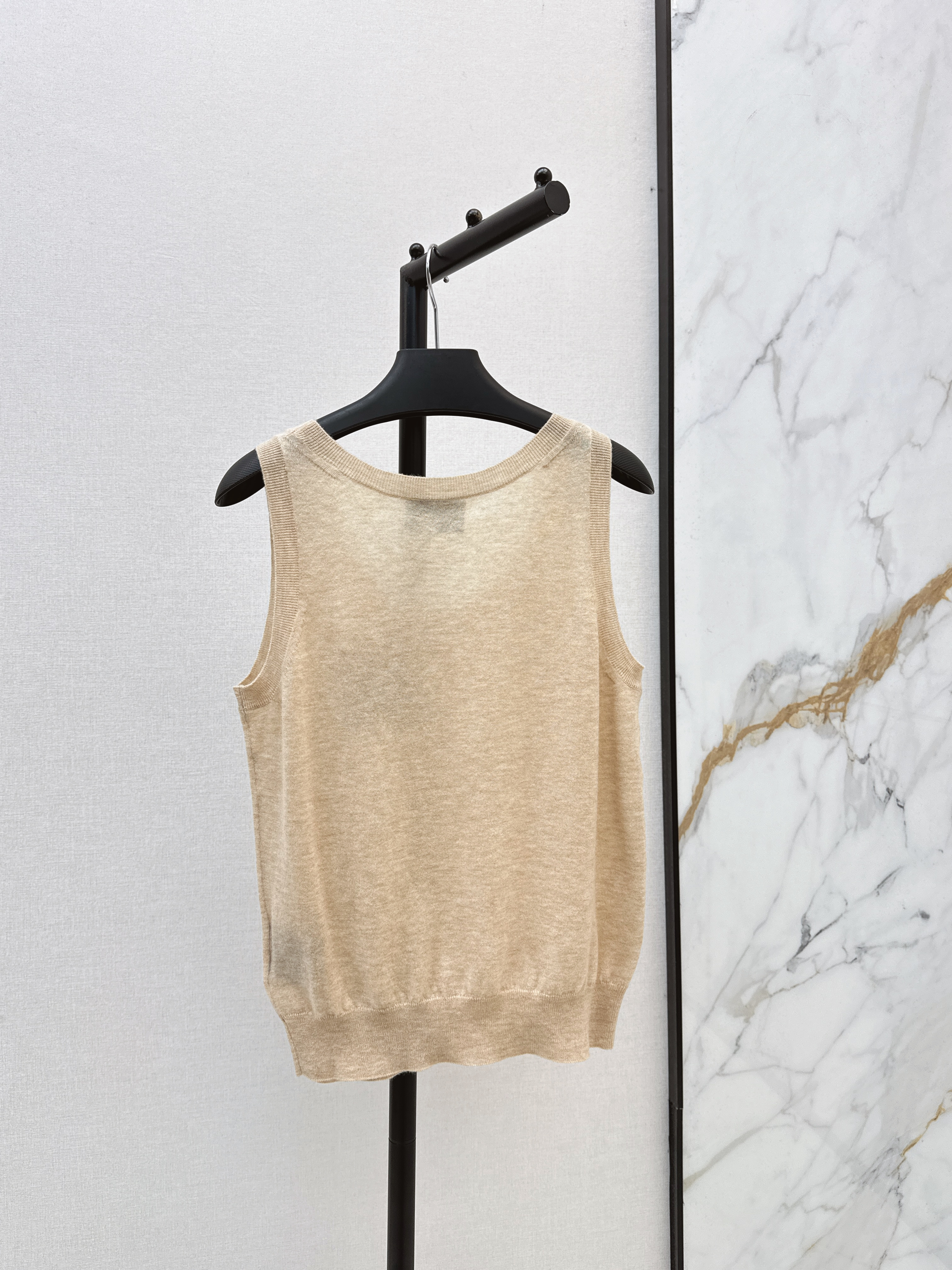 Pra New Knitted vest