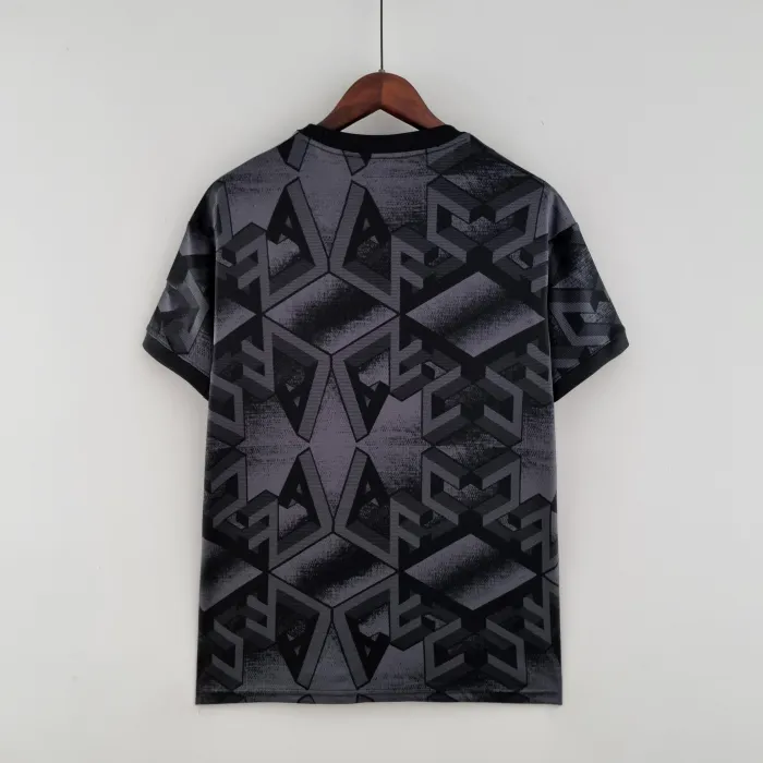Arsenal 22-23 away retro black gold