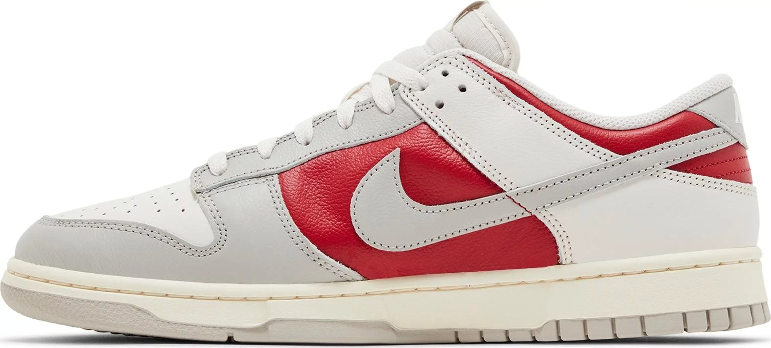 Dunk Low 'Ivory Ultraman' HJ9093-030