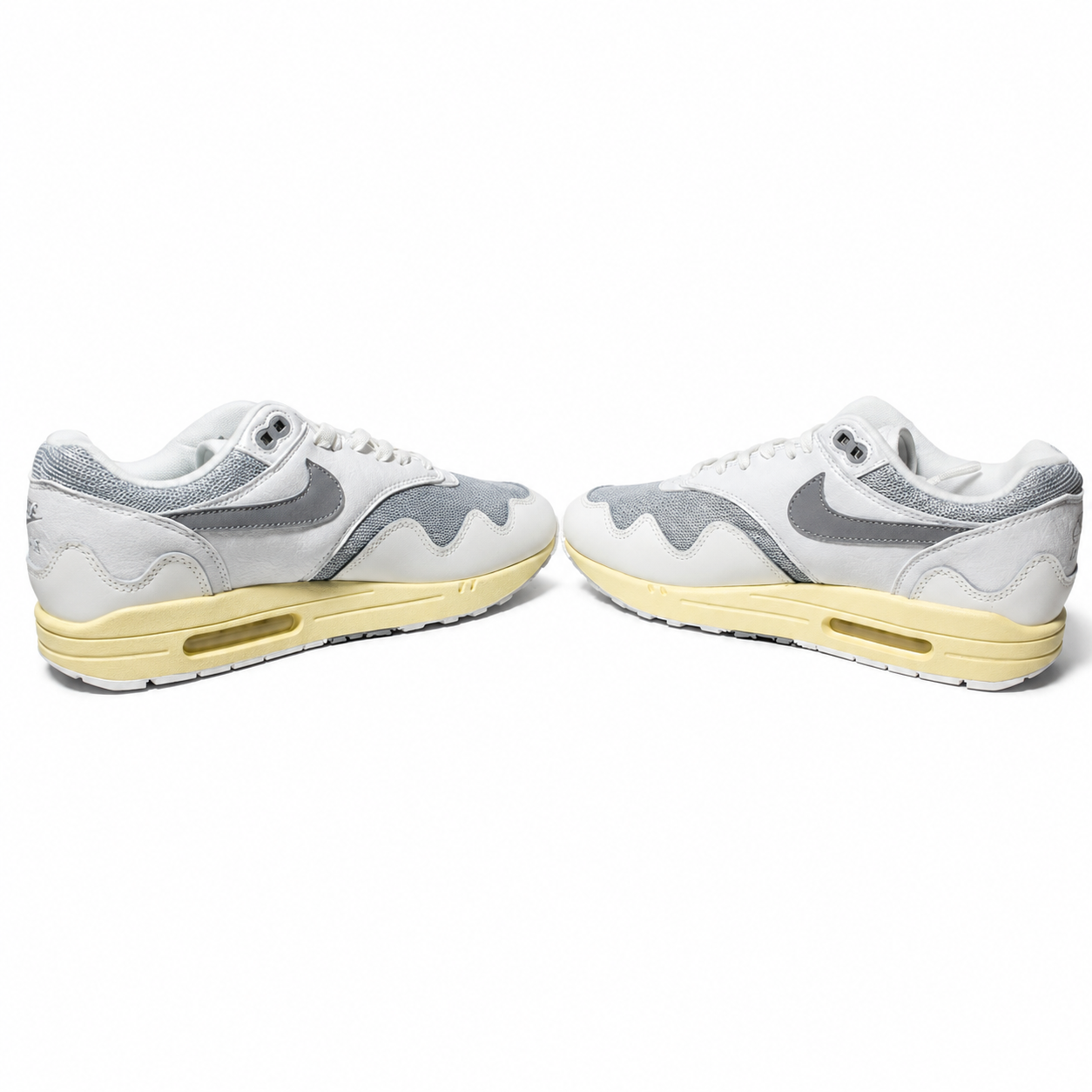 Patta x Nike Fake Air Max 1 white DQ0299-100