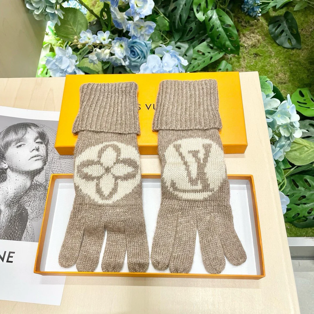 Louis New Autumn and Winter Wool Knit Gloves