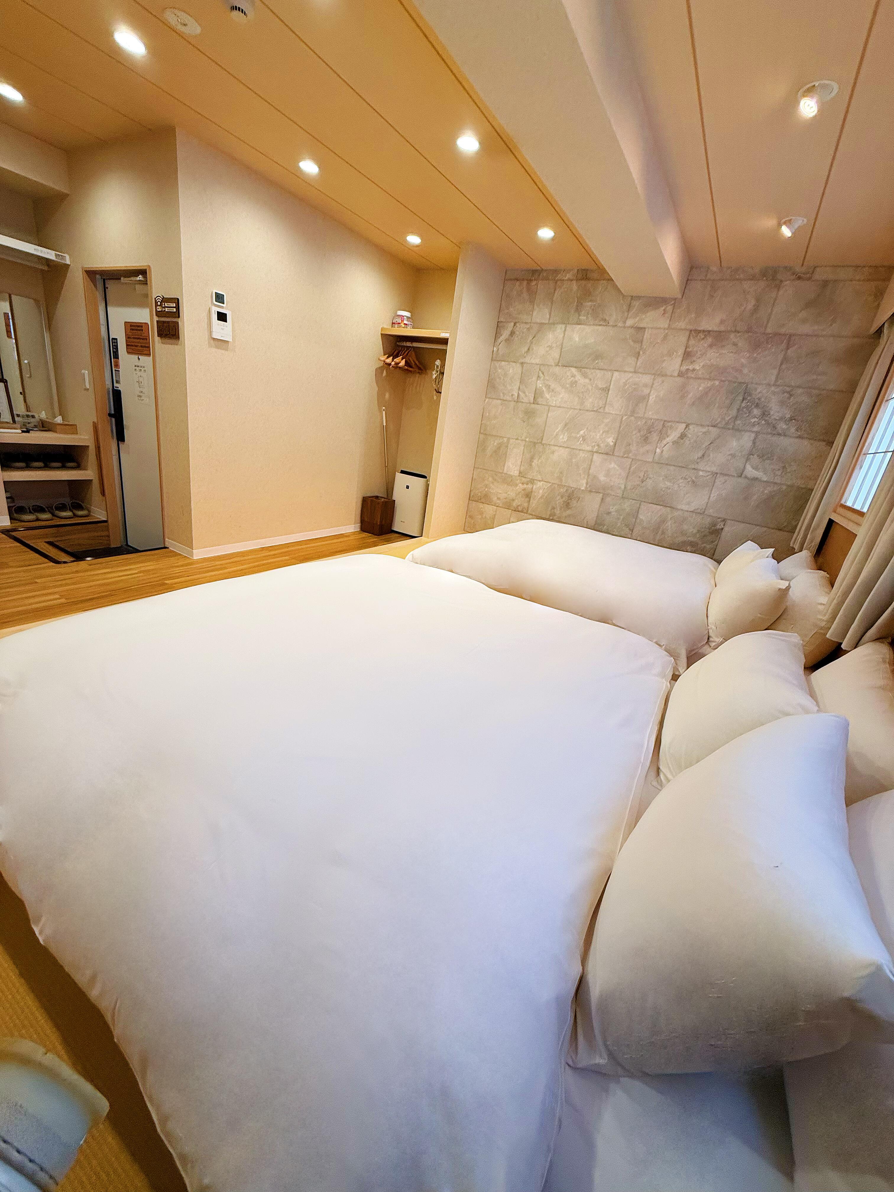 Banyan Tree Business Travel, Ikebukuro, Kyoto, Osaka, Tokyo