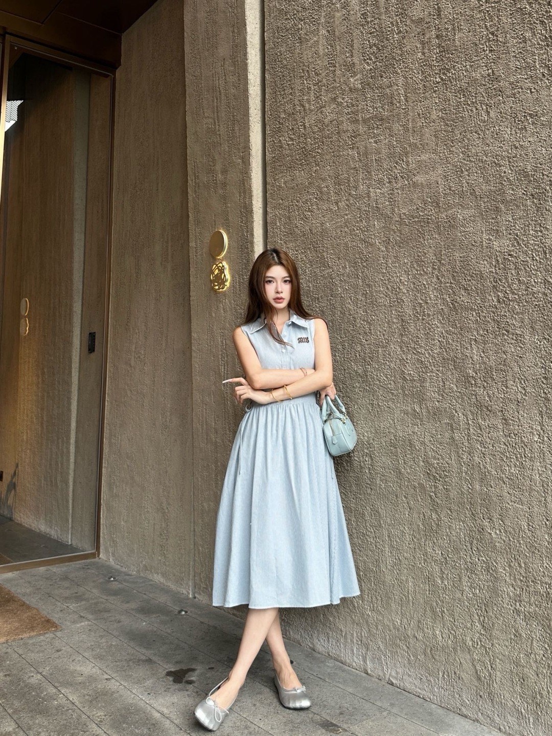 Miu New Sleeveless embroidered dress