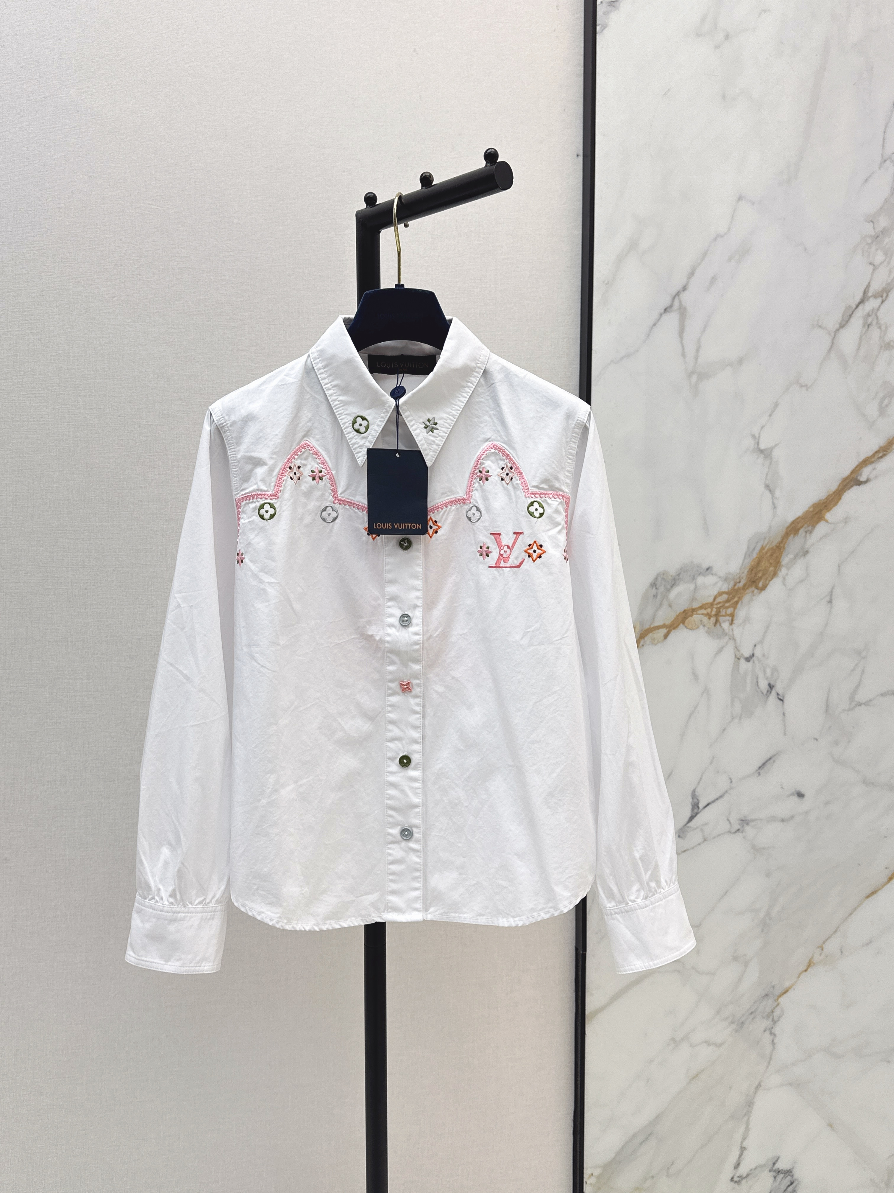 Louis New embroidered shirt