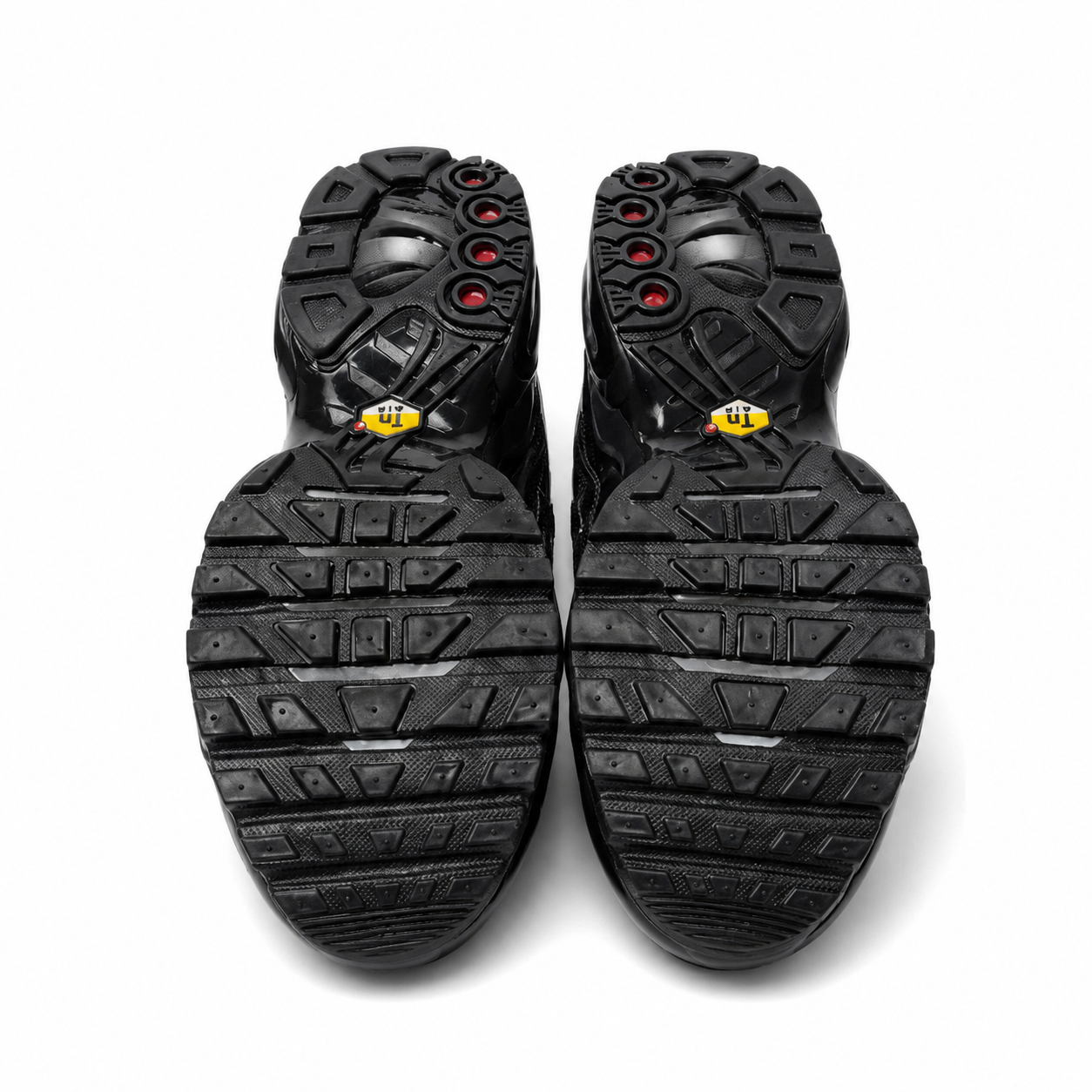 Nike Fake Air Max Plus Triple Black 604133-050