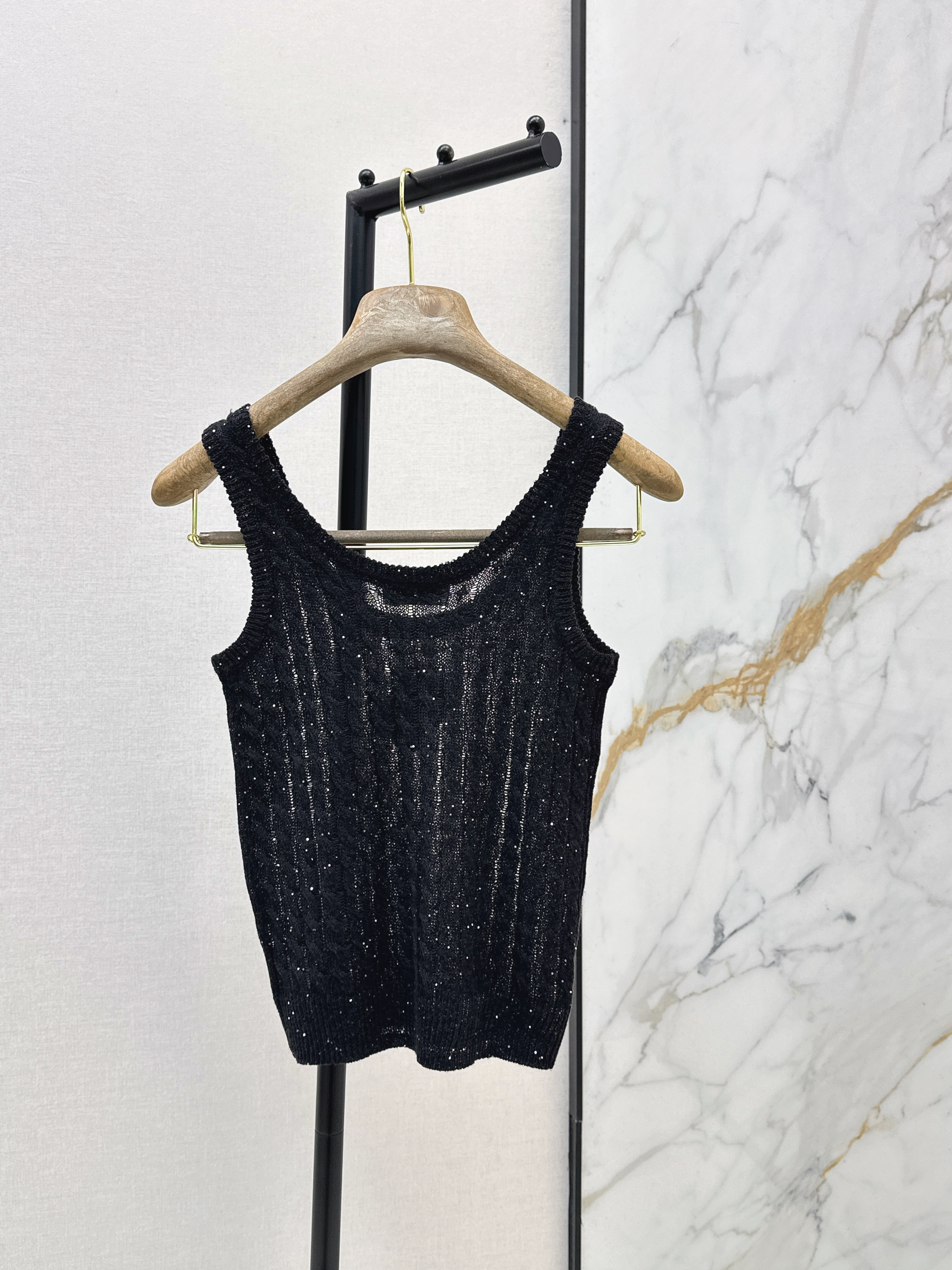 Brun New Knitted vest