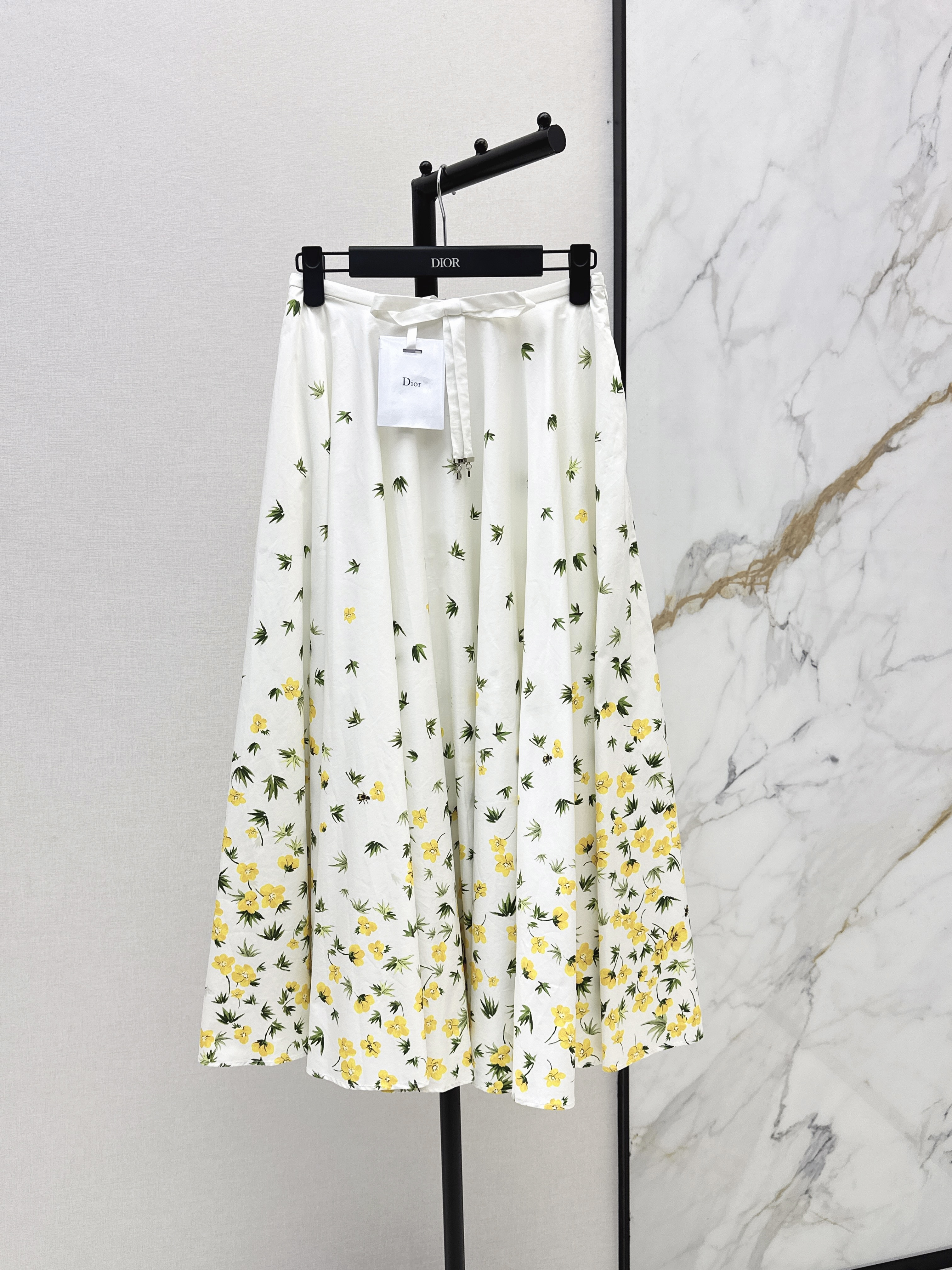 CD New floral print skirt