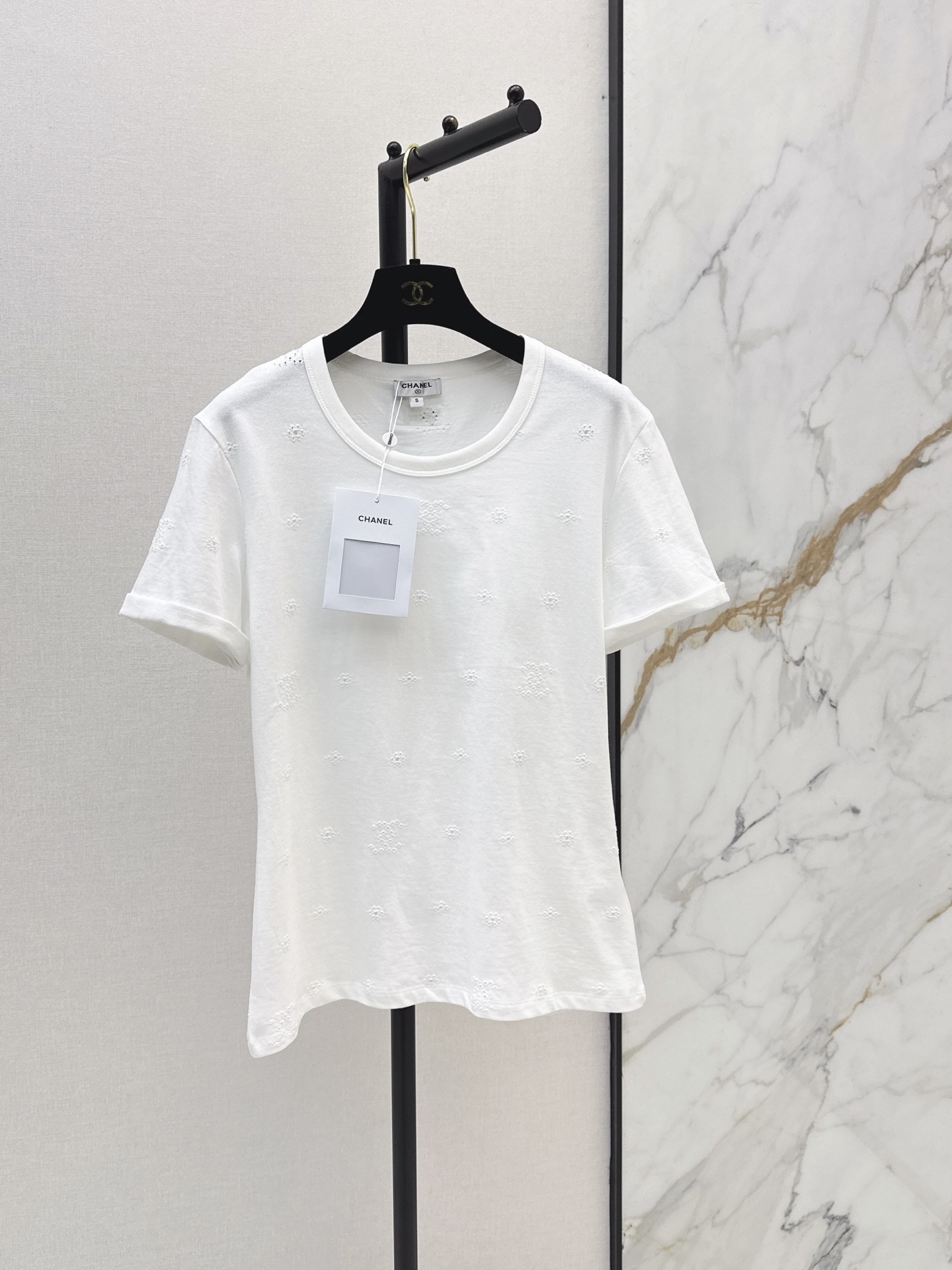 Chan' New Openwork Embroidered T-Shirt