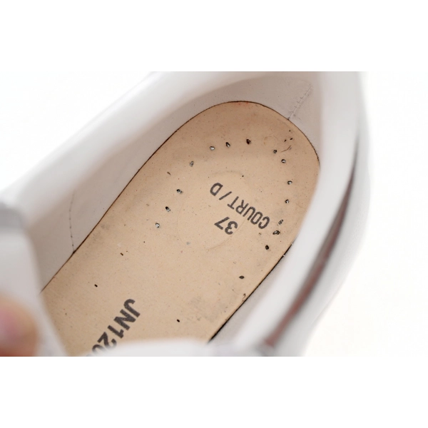 Replica Alexander McQueen Sneaker Silver Tail