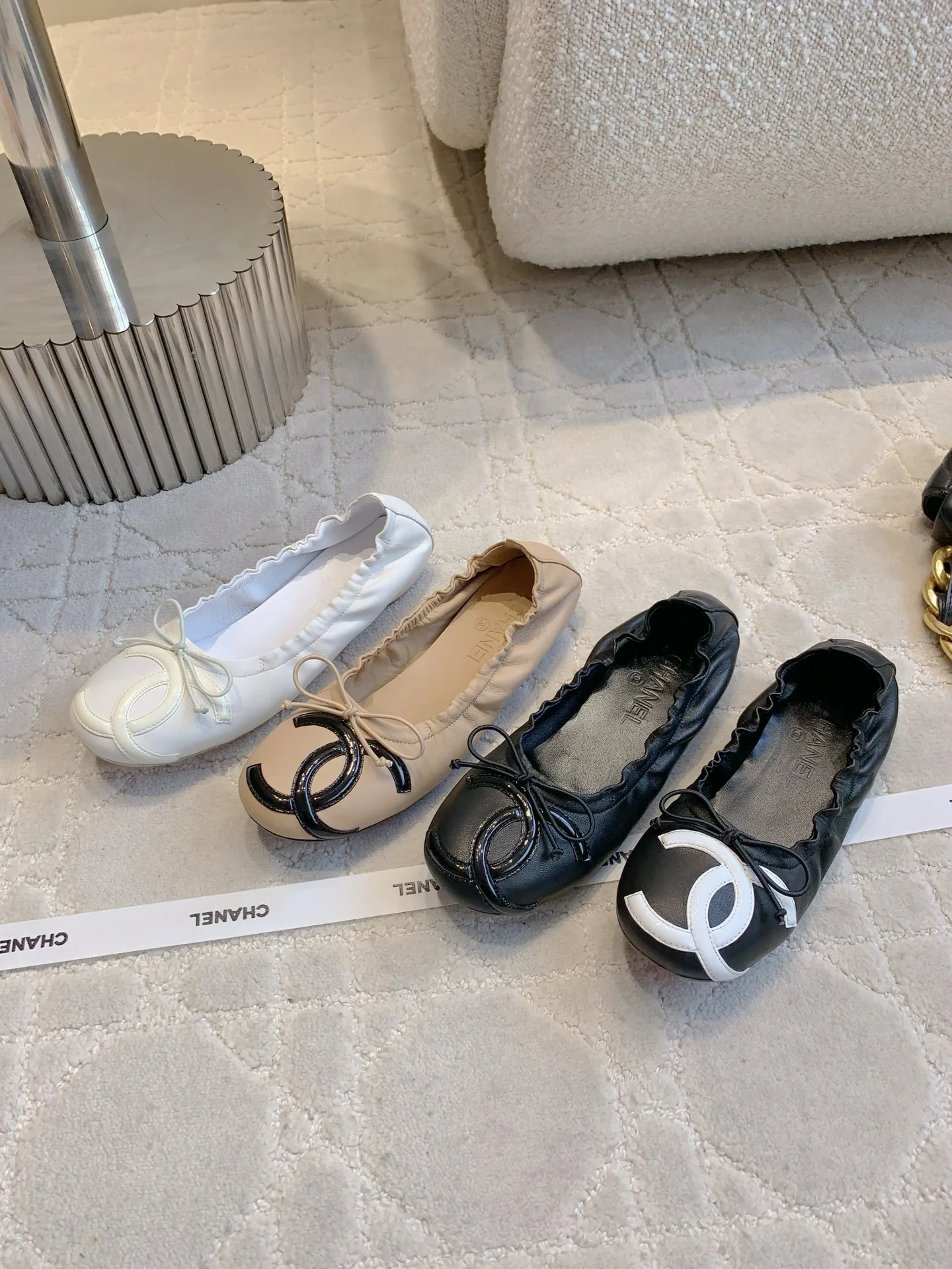 CHAN  New flat shoes