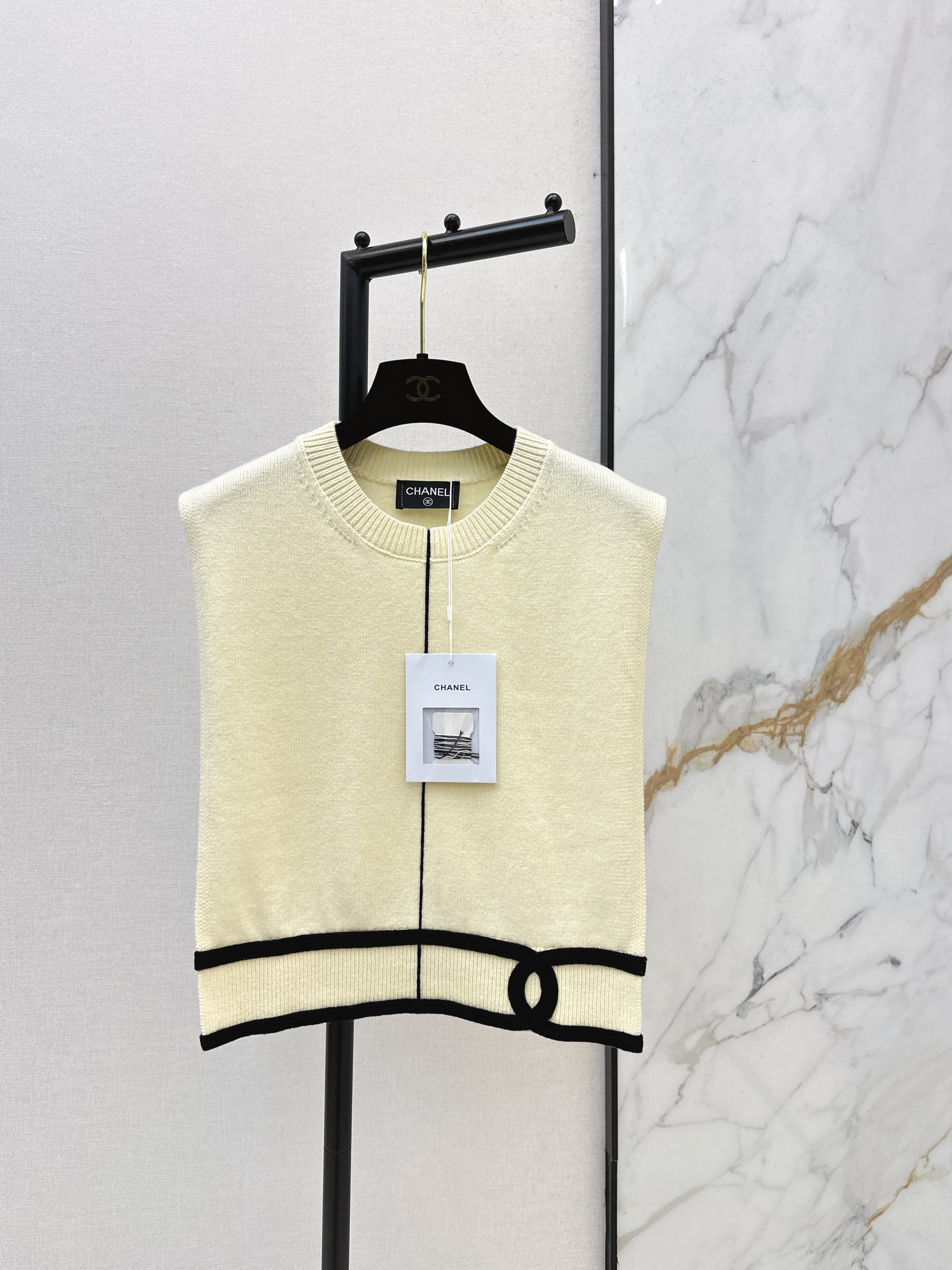 Chan New knit vest